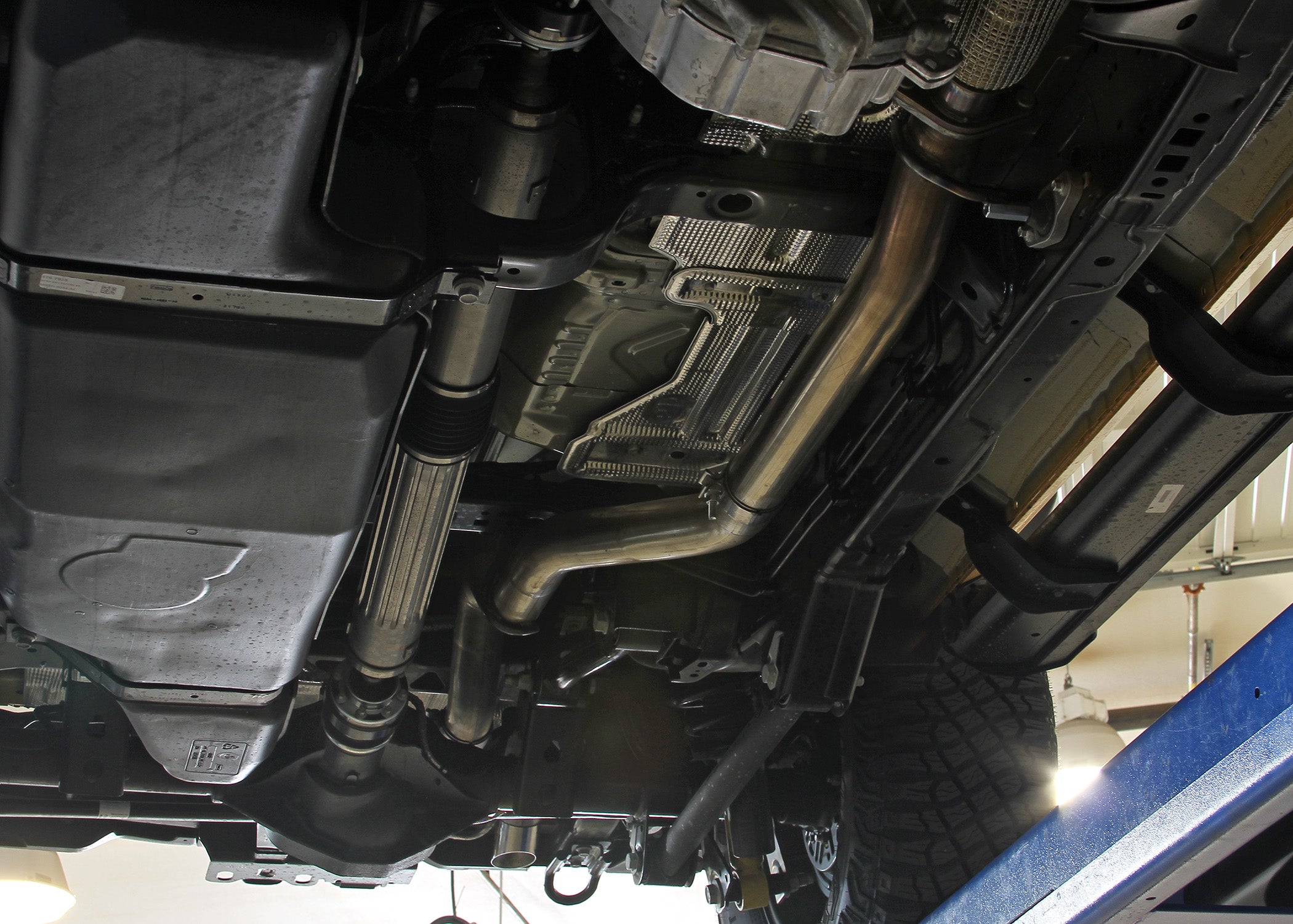 Flowmaster Outlaw Cat-Back Exhaust System by Flowmaster