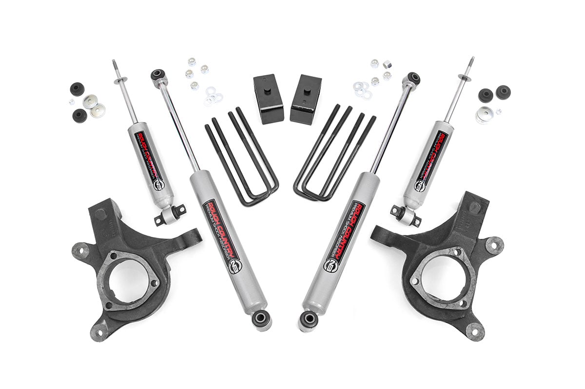 3 Inch Lift Kit | Chevy Silverado & GMC Sierra 1500 2WD (1999-2006 & Classic) by Rough Country