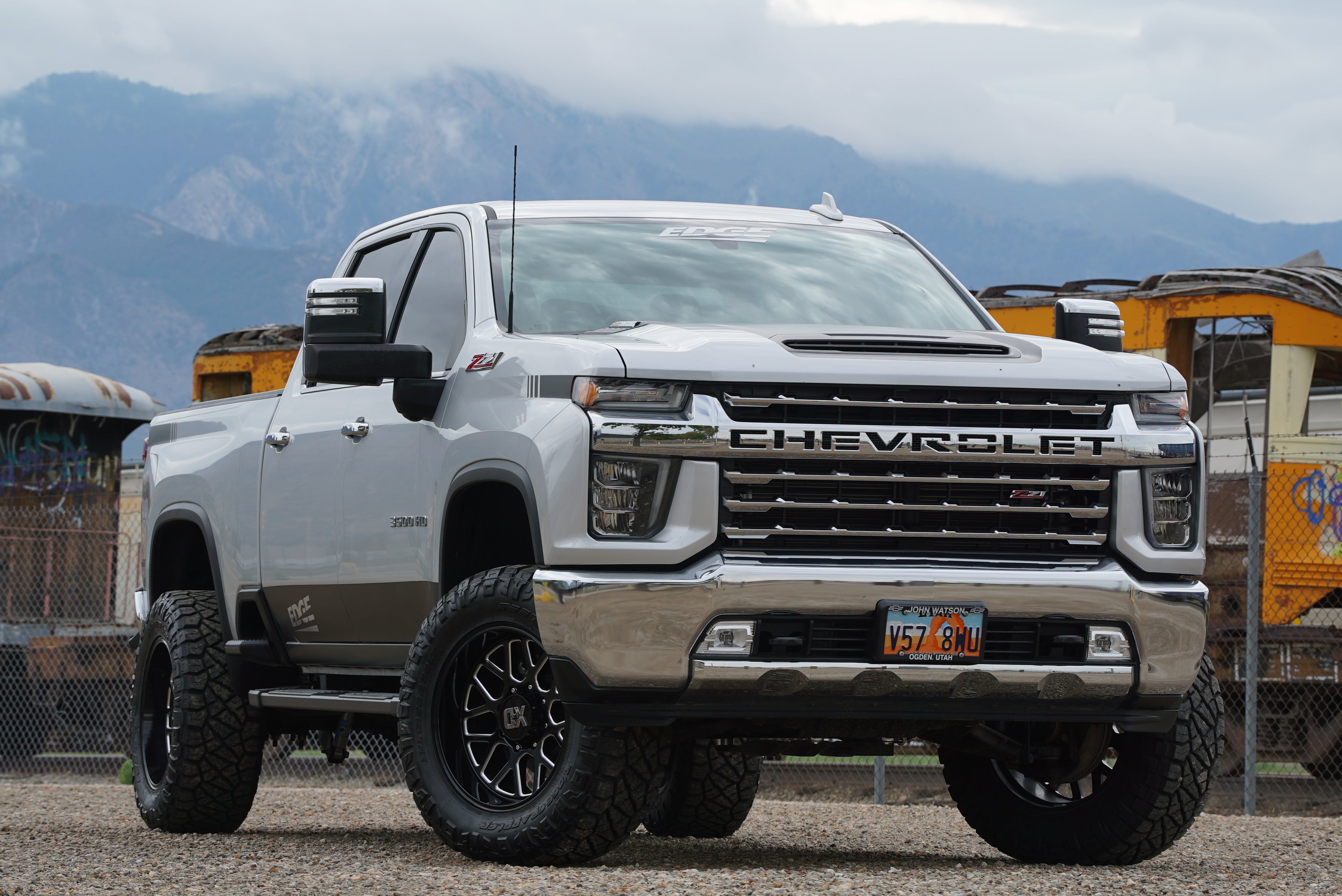 2020-2023 Chevrolet Silverado/GMC Sierra 2500/3500 and 2019-2022 GM 1500 by Edge Products