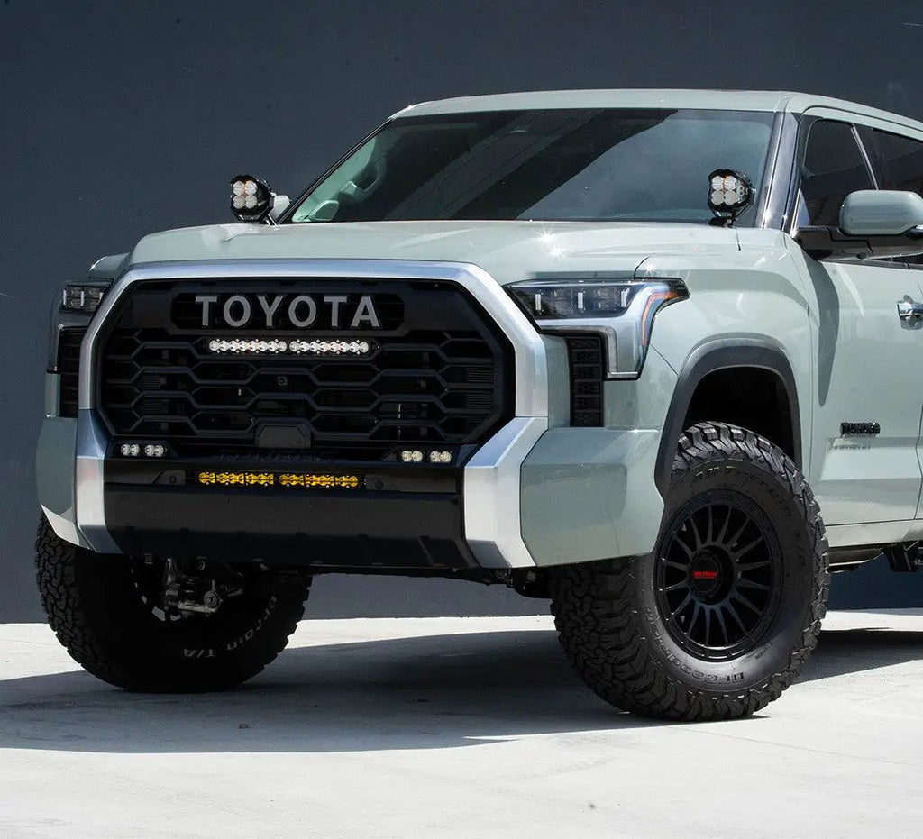 S8 20 Inch Behind Bumper Kit - '22-On Tundra, (Driving/Combo; Baja Amber) by Baja Designs