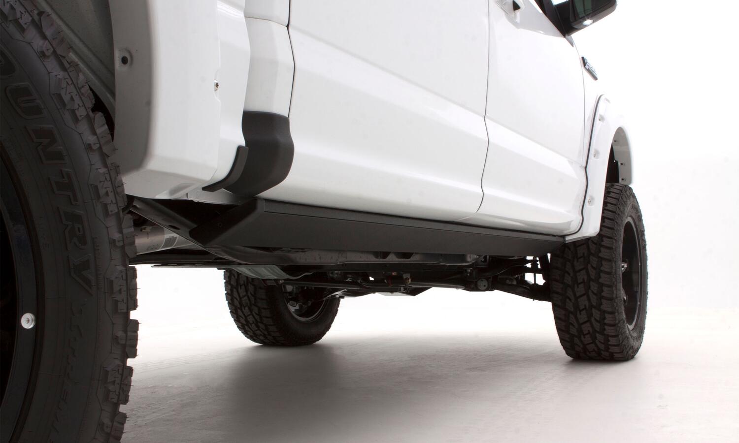 Trail Armor Rocker Panel Black, Incl. Side Panels/Sill Plate Cover by Husky Liners