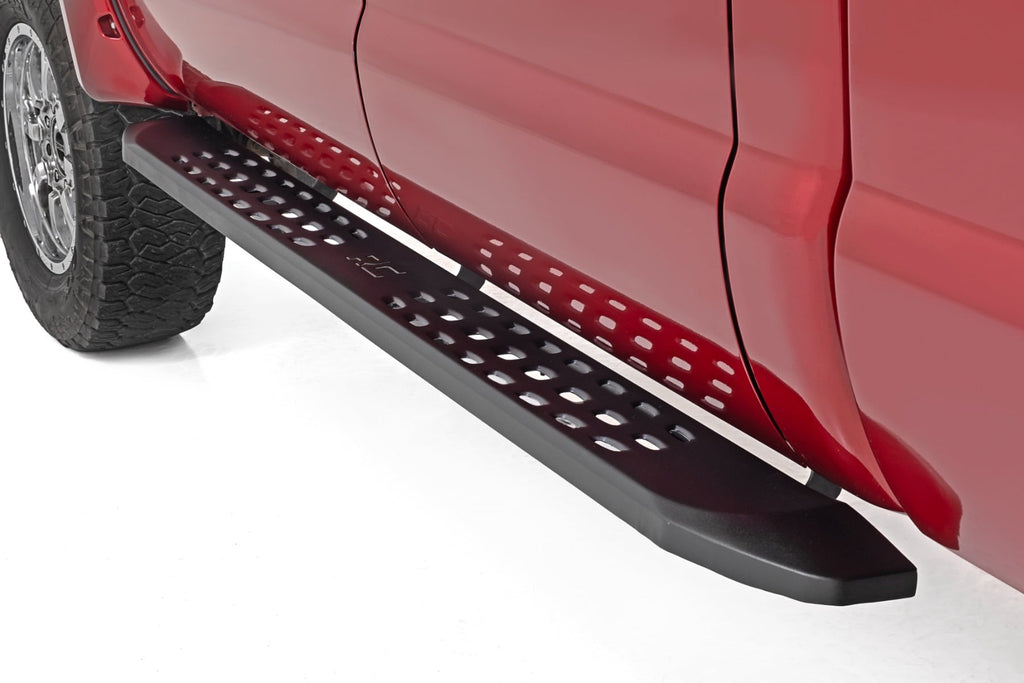 RPT2 Running Board | Crew Cab | Black | Ford F-250/F-350 Super Duty (09-16) by Rough Country
