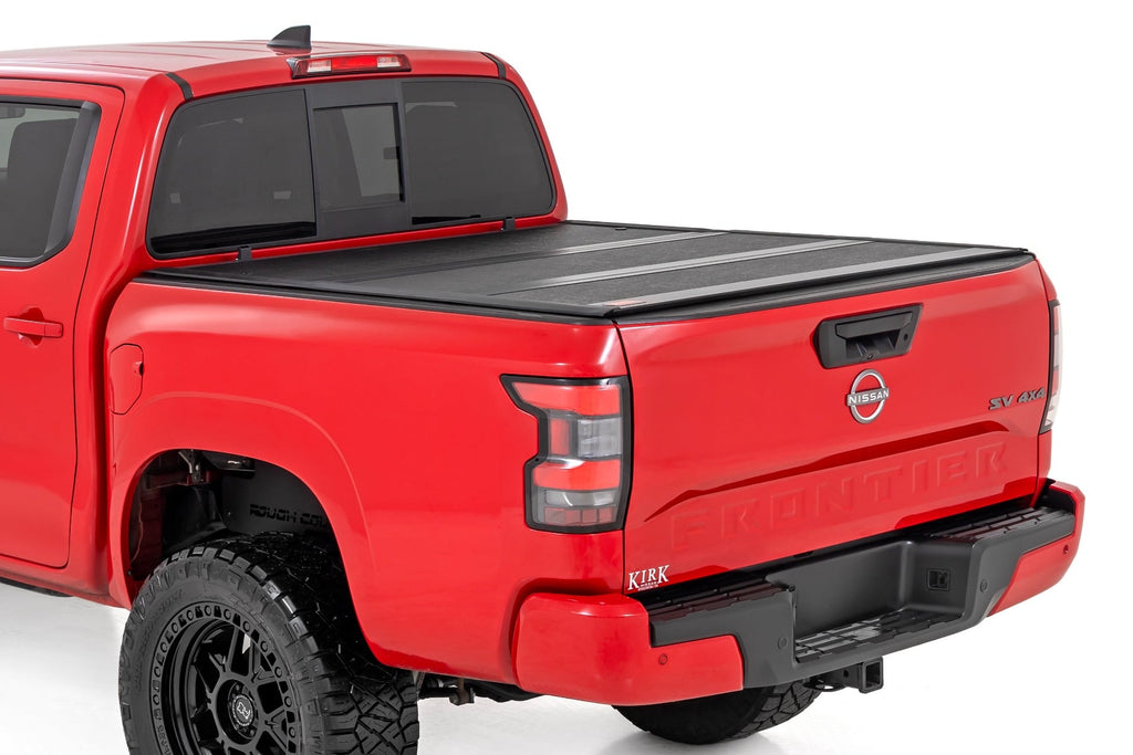 Hard Low Profile Bed Cover | 5' Bed | w/Cargo Mgmt | Nissan Frontier (22-26) by Rough Country