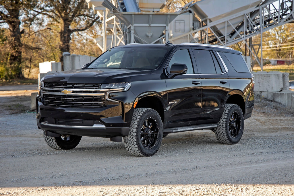 3.5 Inch Lift Kit | M1 Struts | Chevy/GMC SUV 1500 4WD (2021-2026) by Rough Country