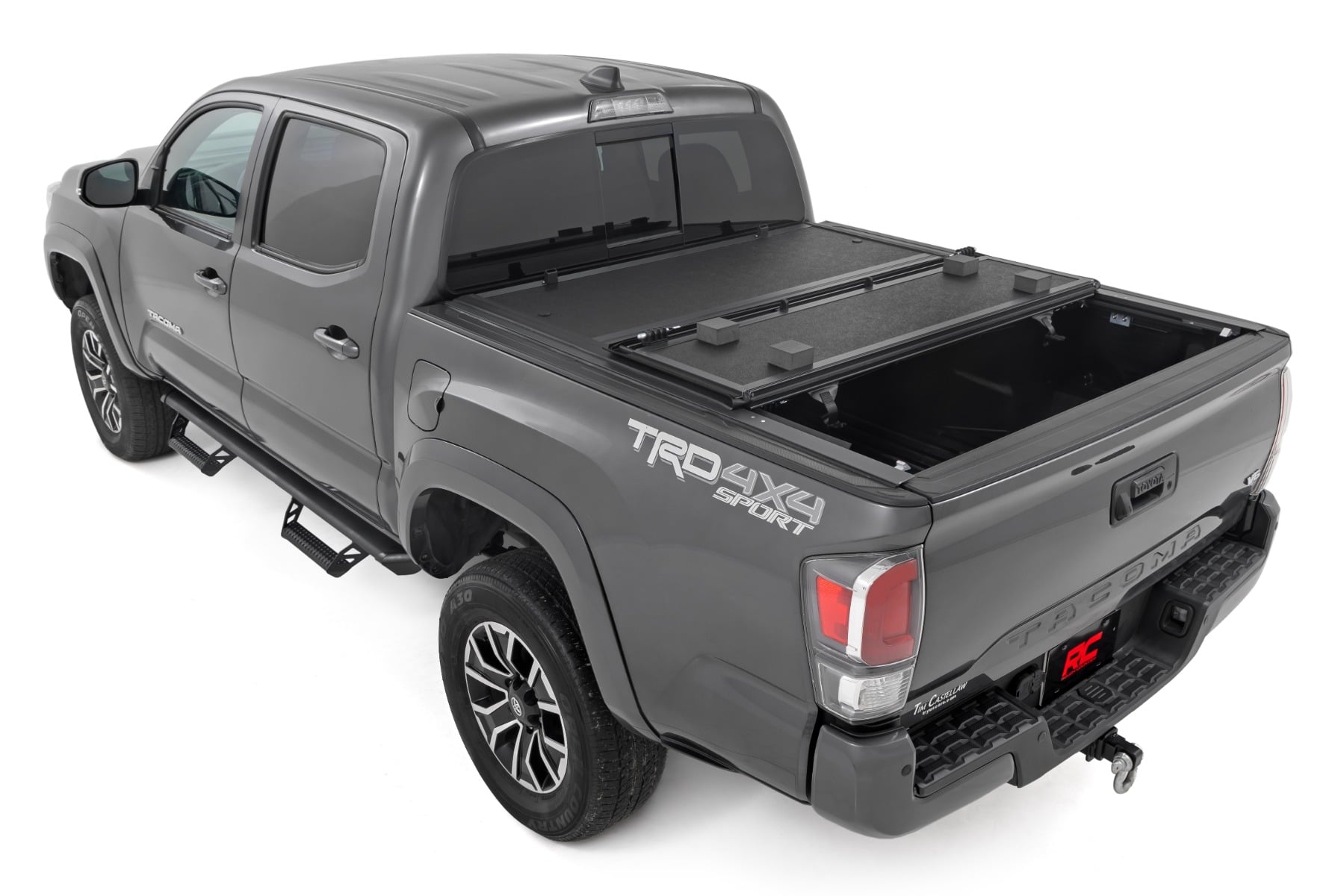 Hard Low Profile Bed Cover | 5' Bed | Toyota Tacoma 2WD/4WD (2016-2023) by Rough Country