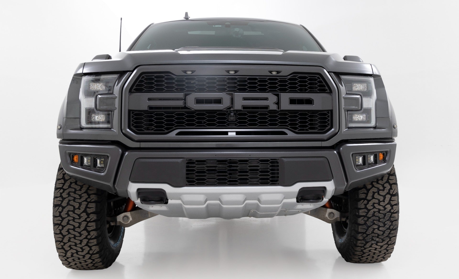 2.5 Inch Lift Kit | Ford Raptor 4WD (2019-2020) by Rough Country