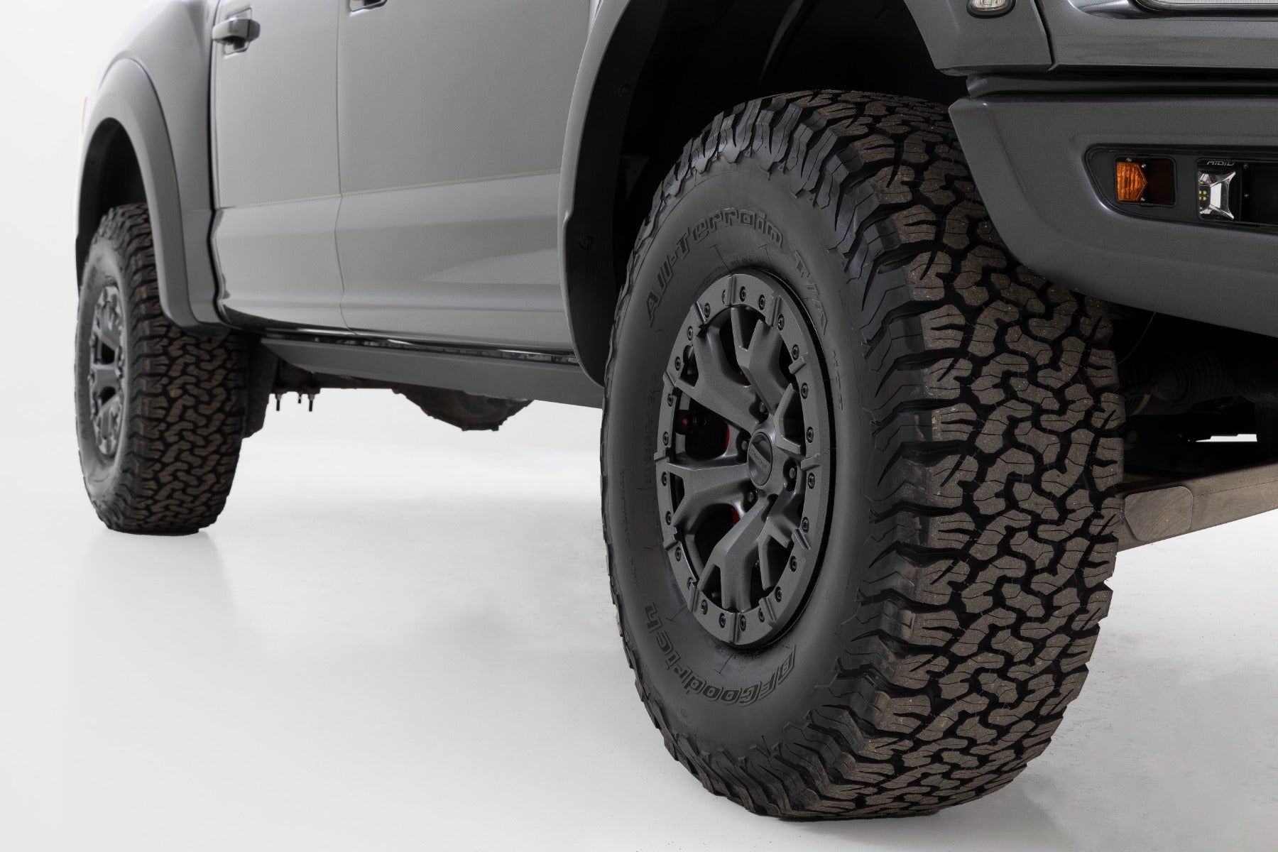 2.5 Inch Lift Kit | Ford Raptor 4WD (2019-2020) by Rough Country