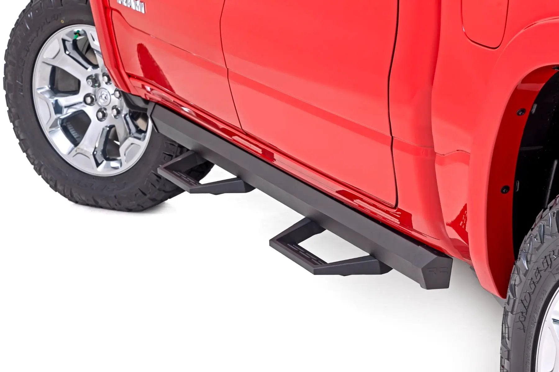 SRL2 Adj Aluminum Step | Crew Cab | Ram 1500 (19-26)/1500 TRX (21-24) by Rough Country