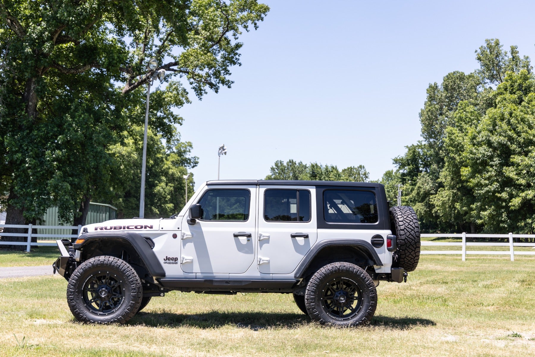 3.5 Inch Lift Kit | C/A Drop | FR D/S | M1R | Jeep Wrangler Unlimited (24-26) by Rough Country