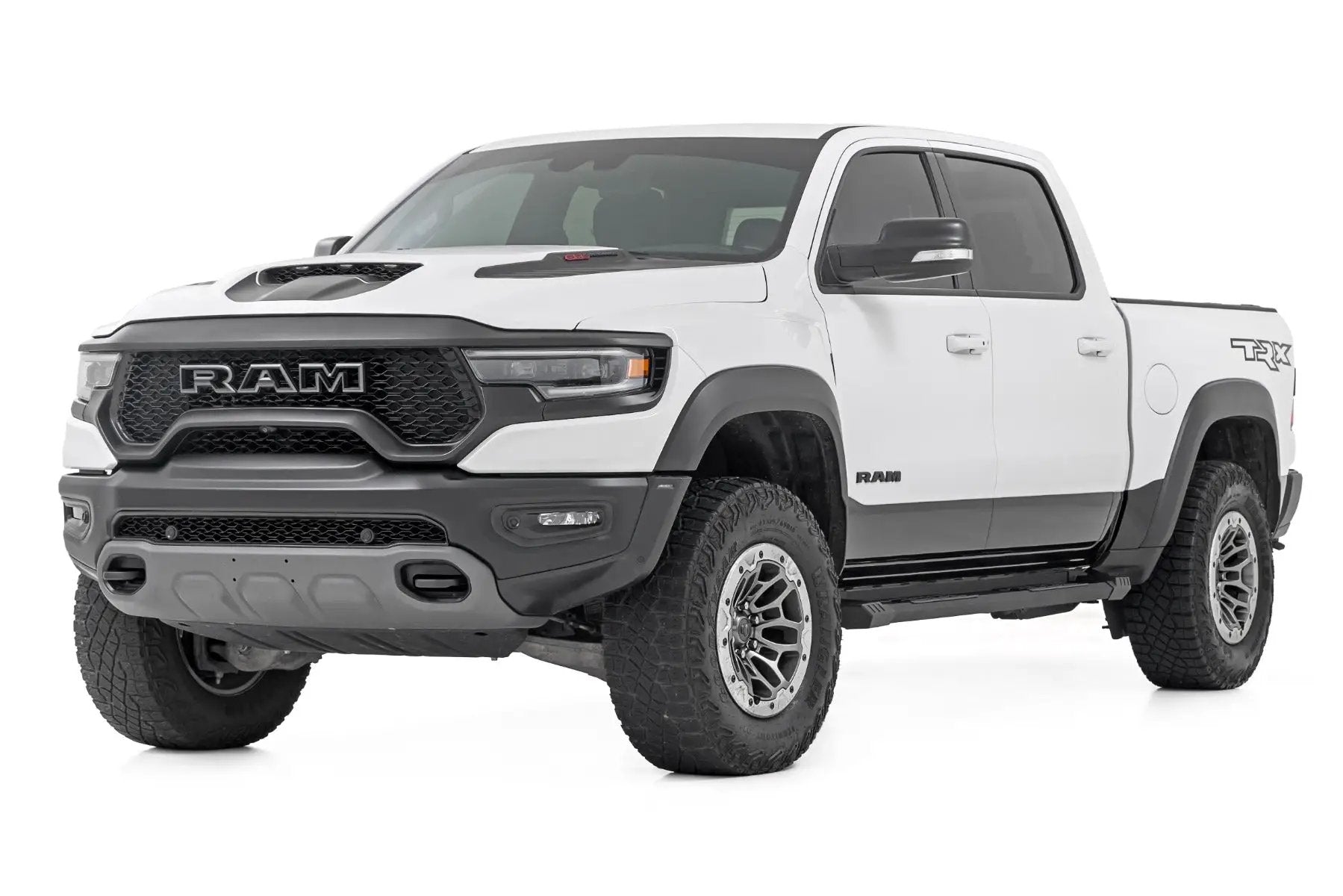 HD2 Aluminum Running Boards | Crew Cab | Ram 1500 (19-26)/1500 TRX (21-24) by Rough Country