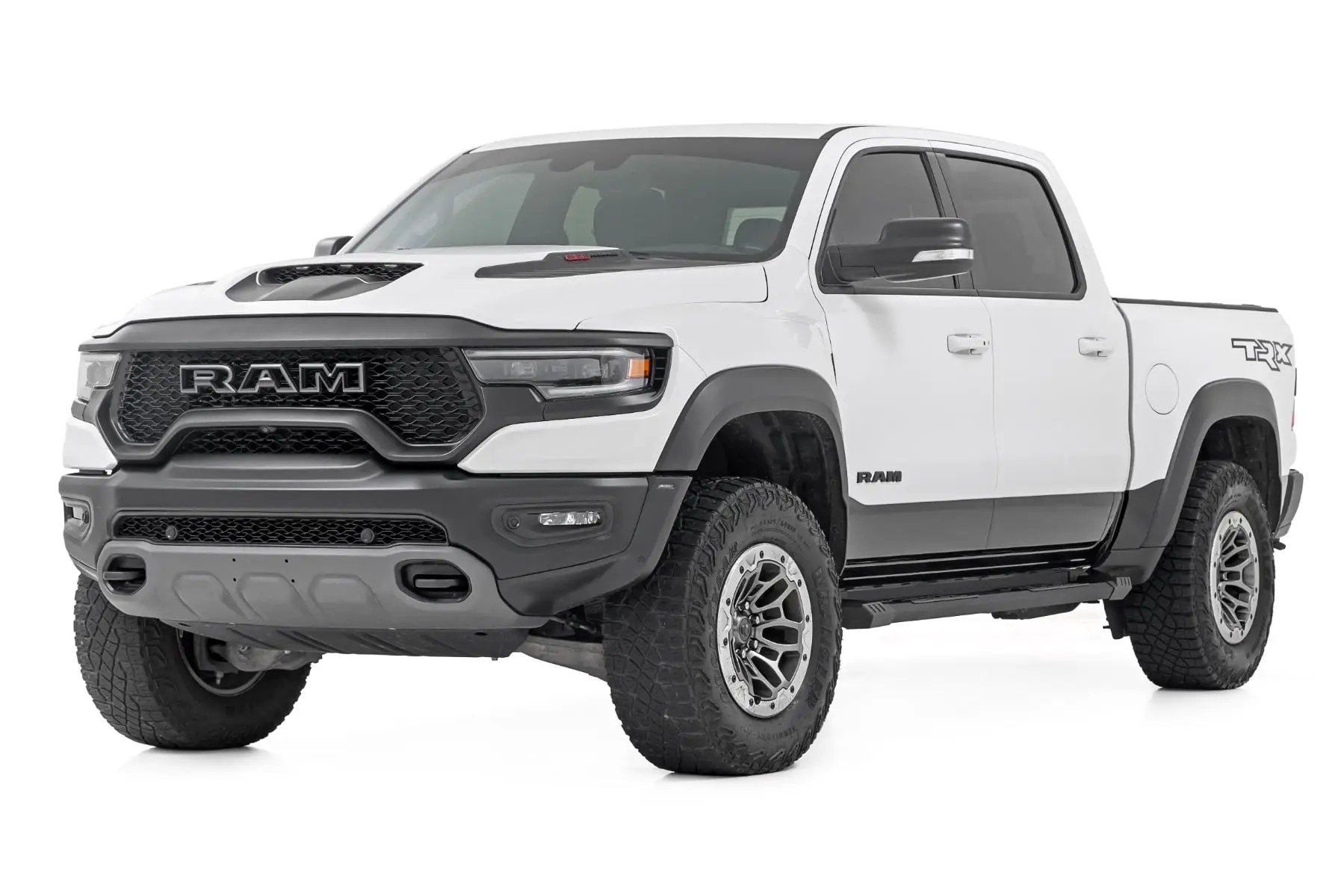HD2 Aluminum Running Boards | Crew Cab | Ram 1500 (19-26)/1500 TRX (21-24) by Rough Country