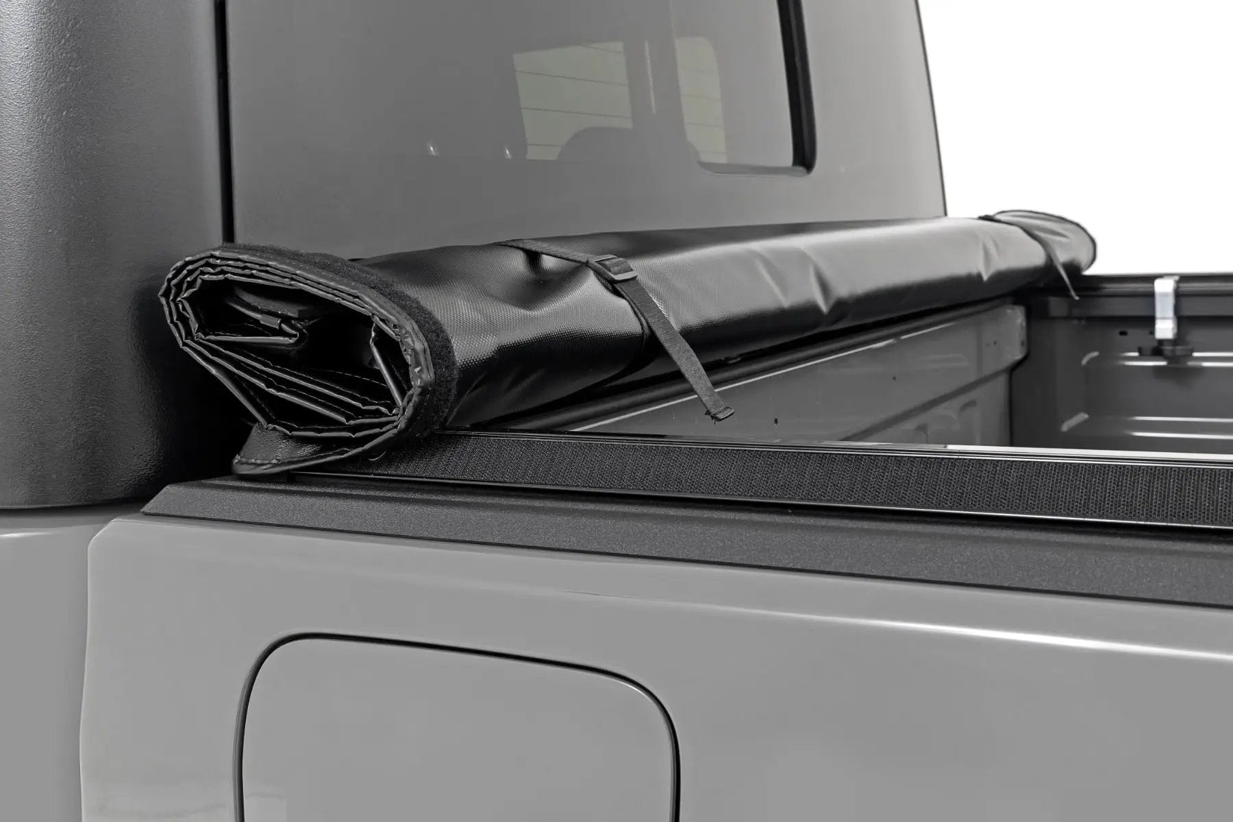 Soft Roll Up Bed Cover | 5 Bed | Jeep Gladiator JT 4WD (2020-2026) by Rough Country