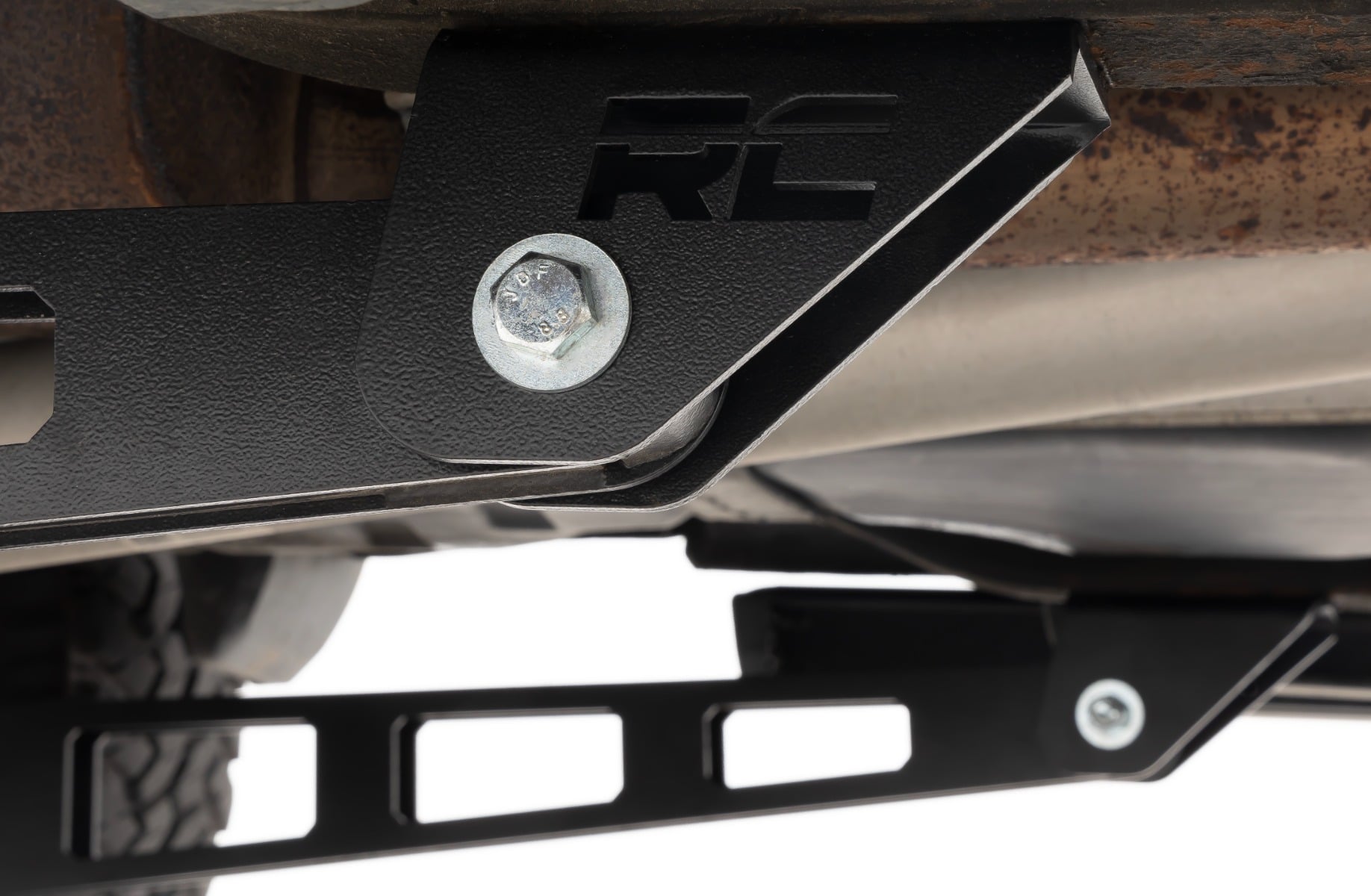 Traction Bar Kit | Chevy/GMC Sierra 1500 (19-26)/Silverado 1500 (19-26) by Rough Country