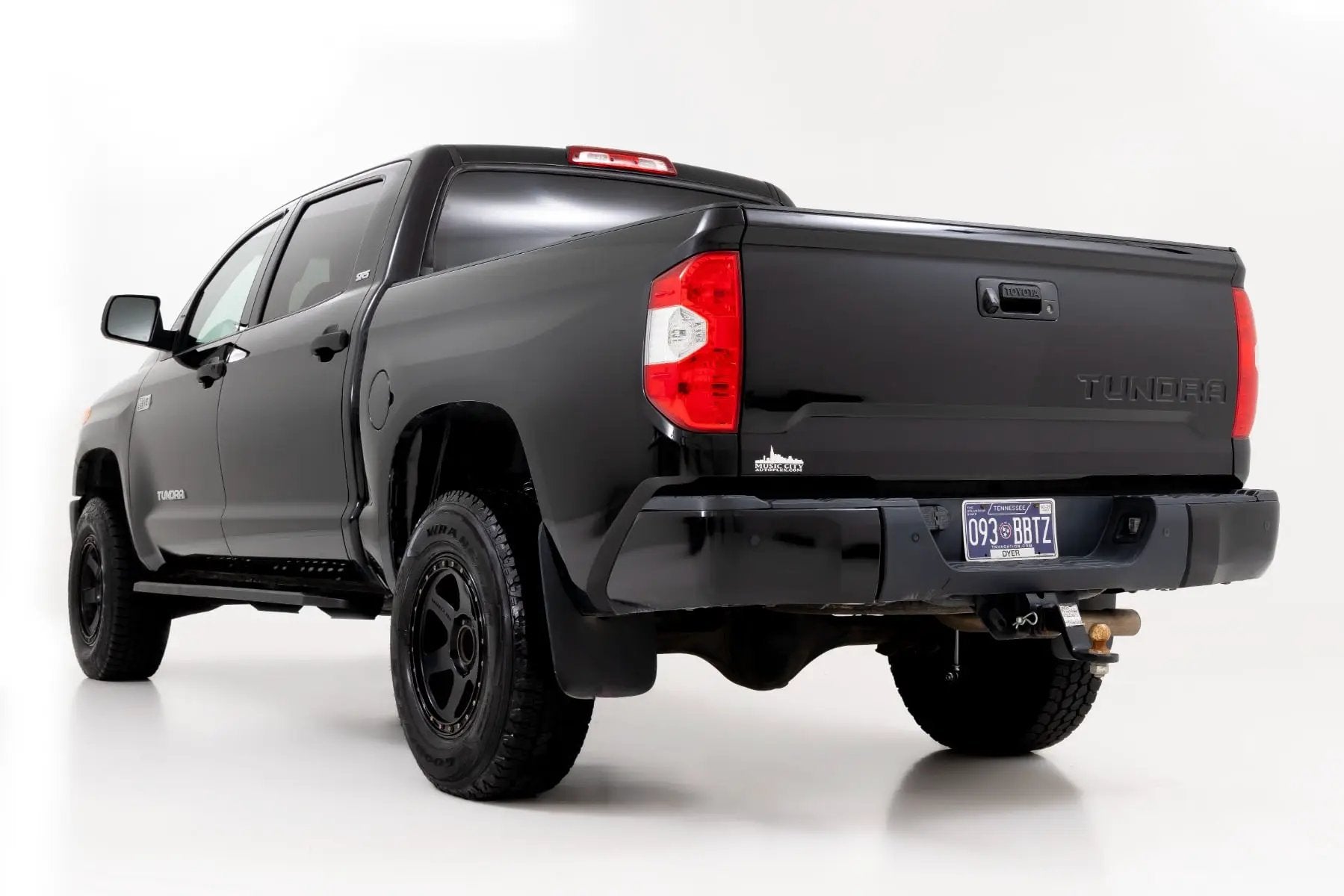 RPT2 Running Board | Crew Cab | Black | Toyota Tundra 2WD/4WD (2007-2021) by Rough Country
