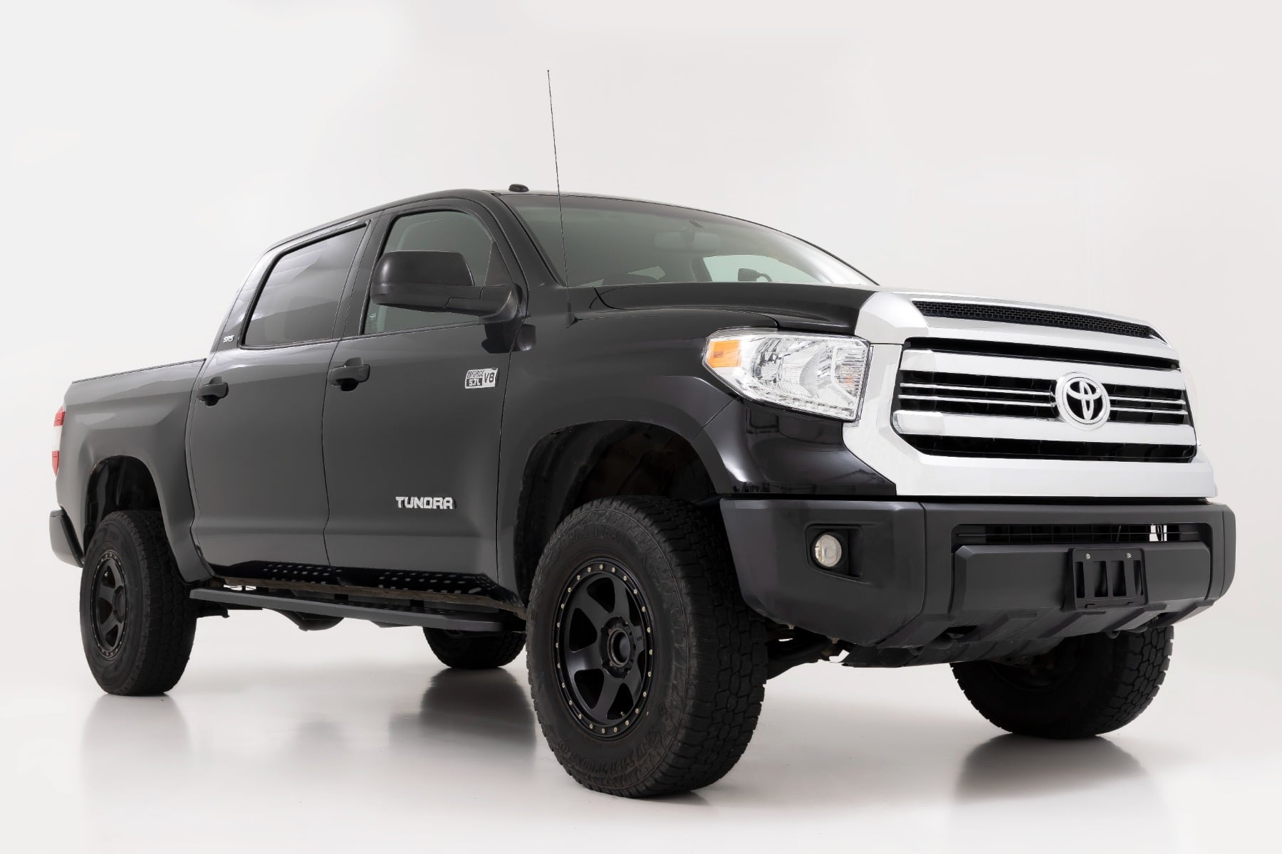 RPT2 Running Board | Crew Cab | Black | Toyota Tundra 2WD/4WD (2007-2021) by Rough Country