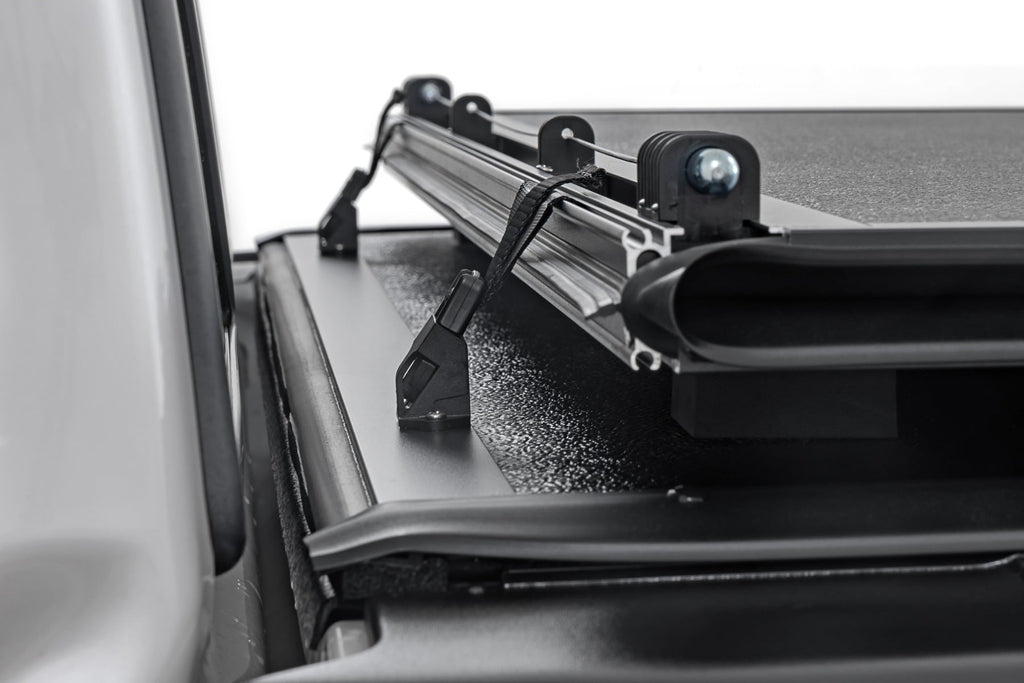 Hard Low Profile Bed Cover | 5'7" Bed | Ford F-150 2WD/4WD (2004-2014) by Rough Country