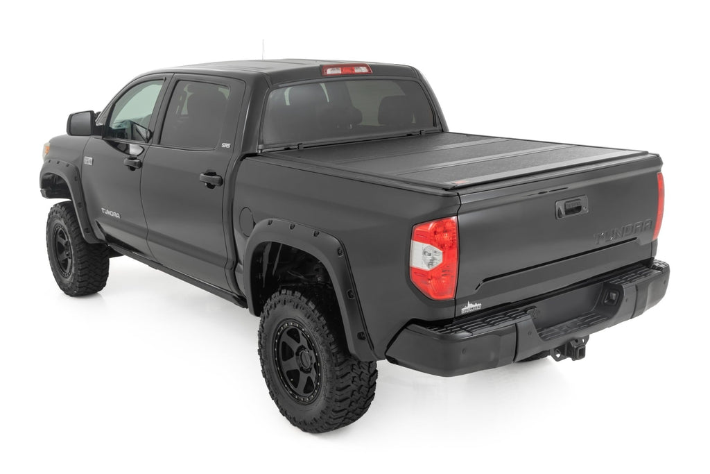 Hard Low Profile Bed Cover | 5'7" Bed | Toyota Tundra 2WD/4WD (2007-2021) by Rough Country