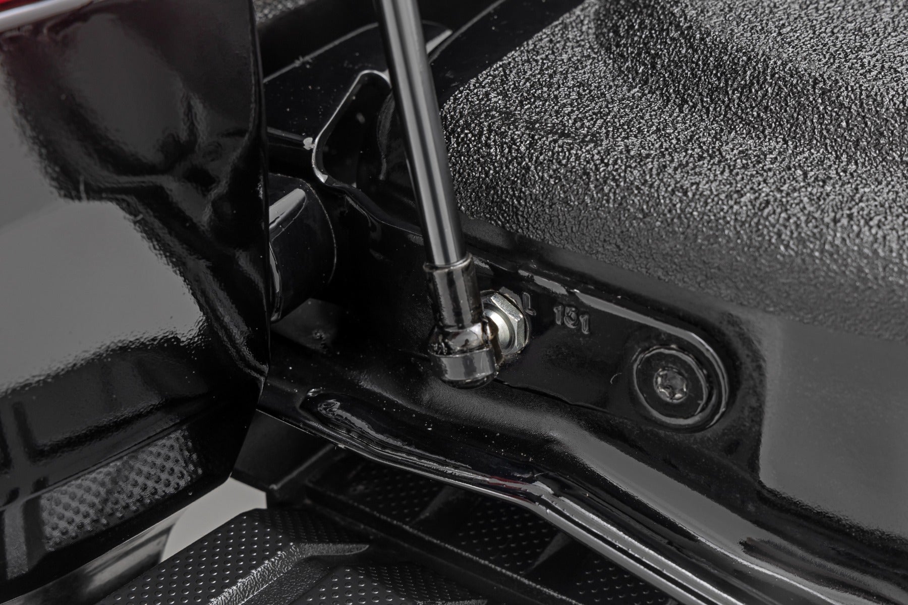 Tailgate Assist | Toyota Tundra 2WD/4WD (2007-2021) by Rough Country