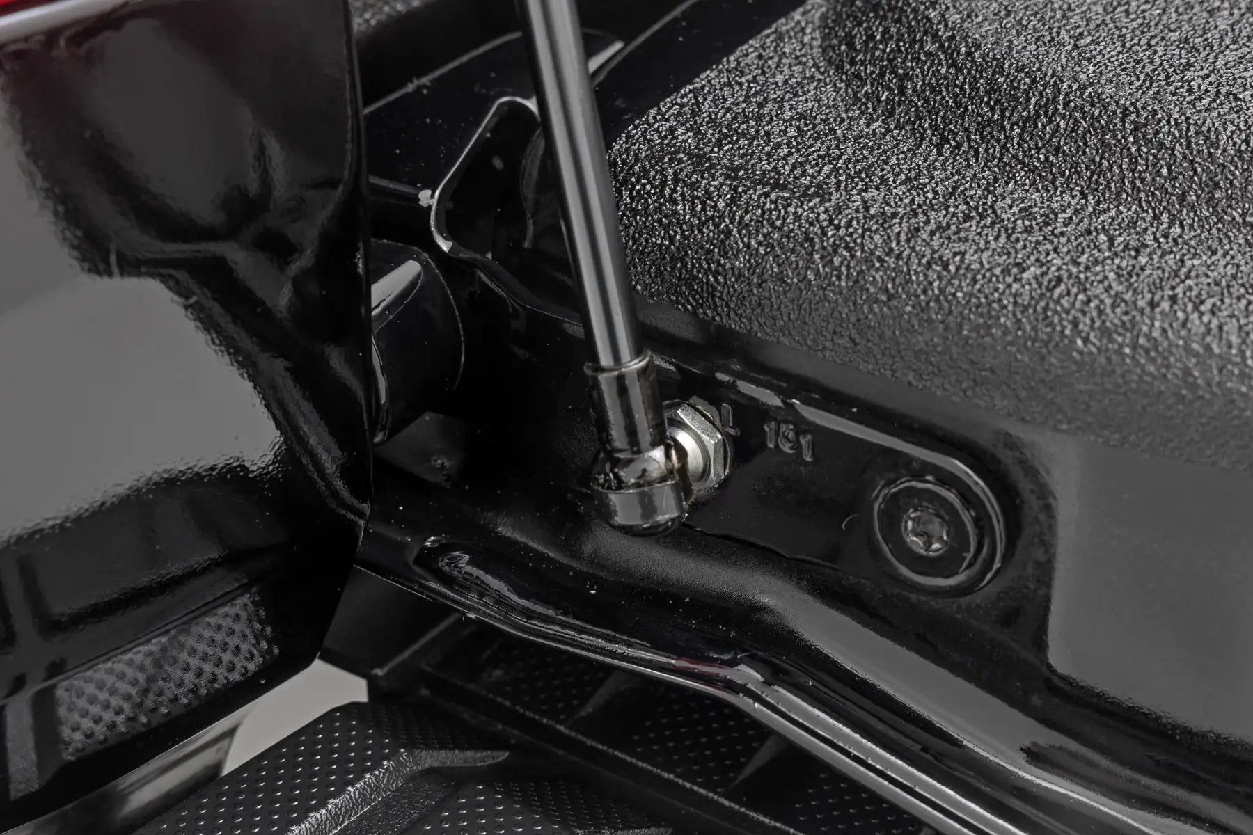 Tailgate Assist | Toyota Tundra 2WD/4WD (2007-2021) by Rough Country