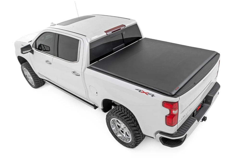 Soft Roll Up Bed Cover | 5'10" Bed | Chevy/GMC Sierra 1500 (19-26)/Silverado 1500 (19-26) by Rough Country