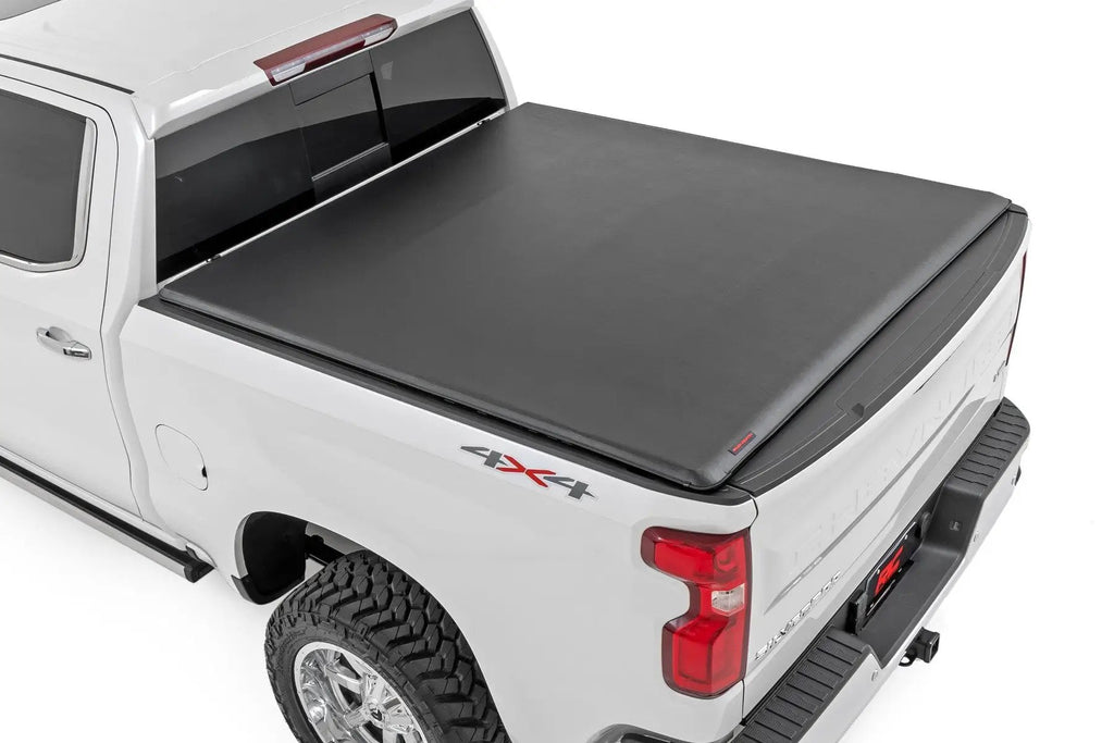 Soft Roll Up Bed Cover | 5'10" Bed | Chevy/GMC Sierra 1500 (19-26)/Silverado 1500 (19-26) by Rough Country