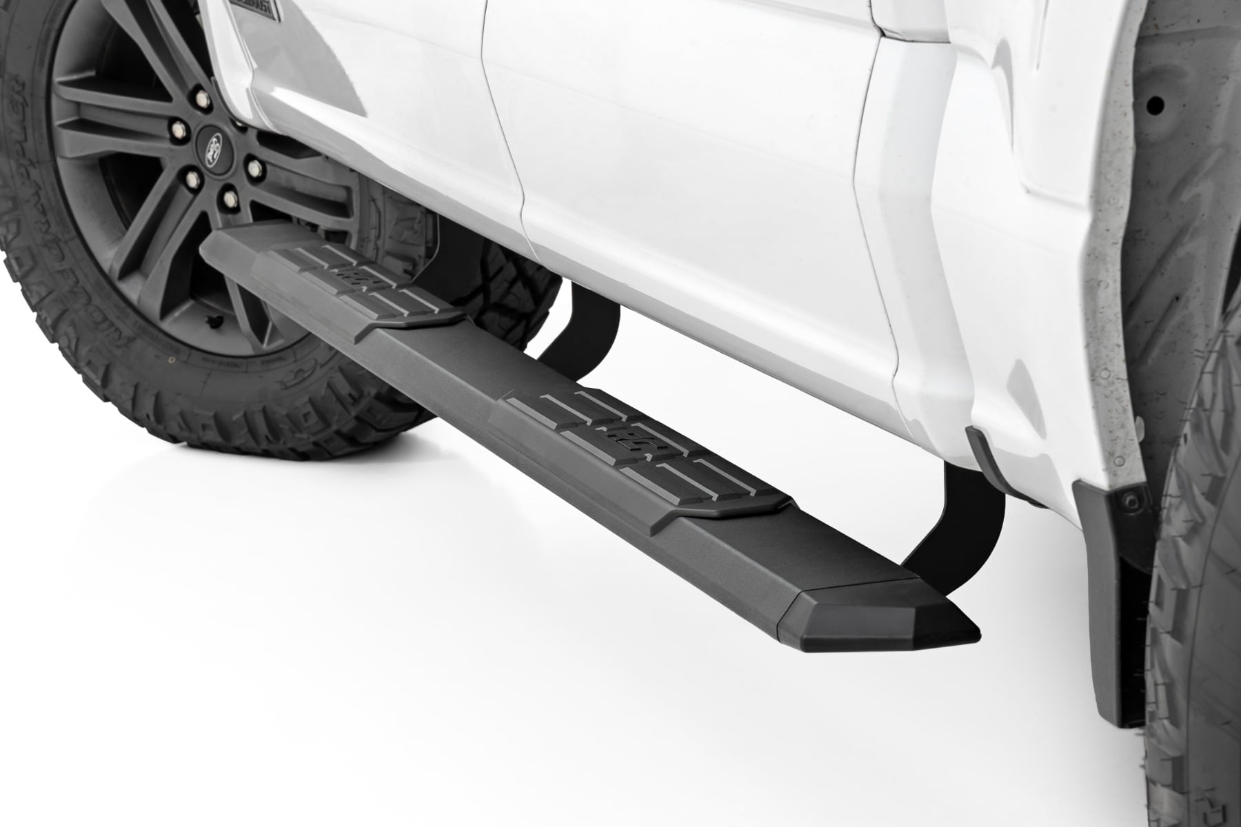 TR2 Running Boards | Ford F-150/Lightning/F-250/F-350/Raptor (2015-2026) by Rough Country