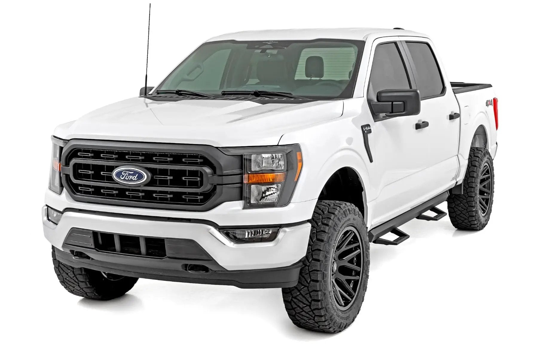 SRL2 Adj Aluminum Step | Crew Cab | Ford F-150/Lightning/F-250/F-350/Raptor (15-26) by Rough Country