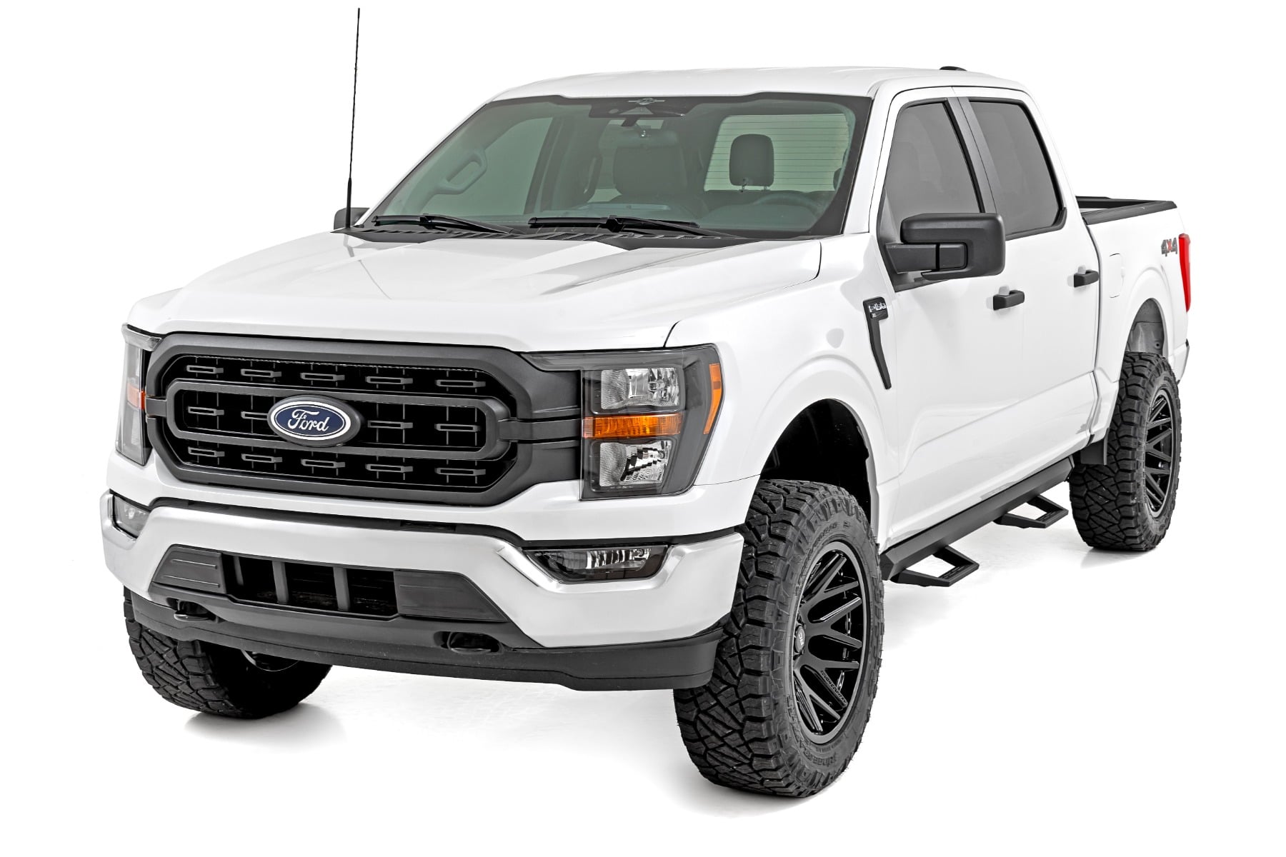 SRL2 Adj Aluminum Step | Crew Cab | Ford F-150/Lightning/F-250/F-350/Raptor (15-26) by Rough Country