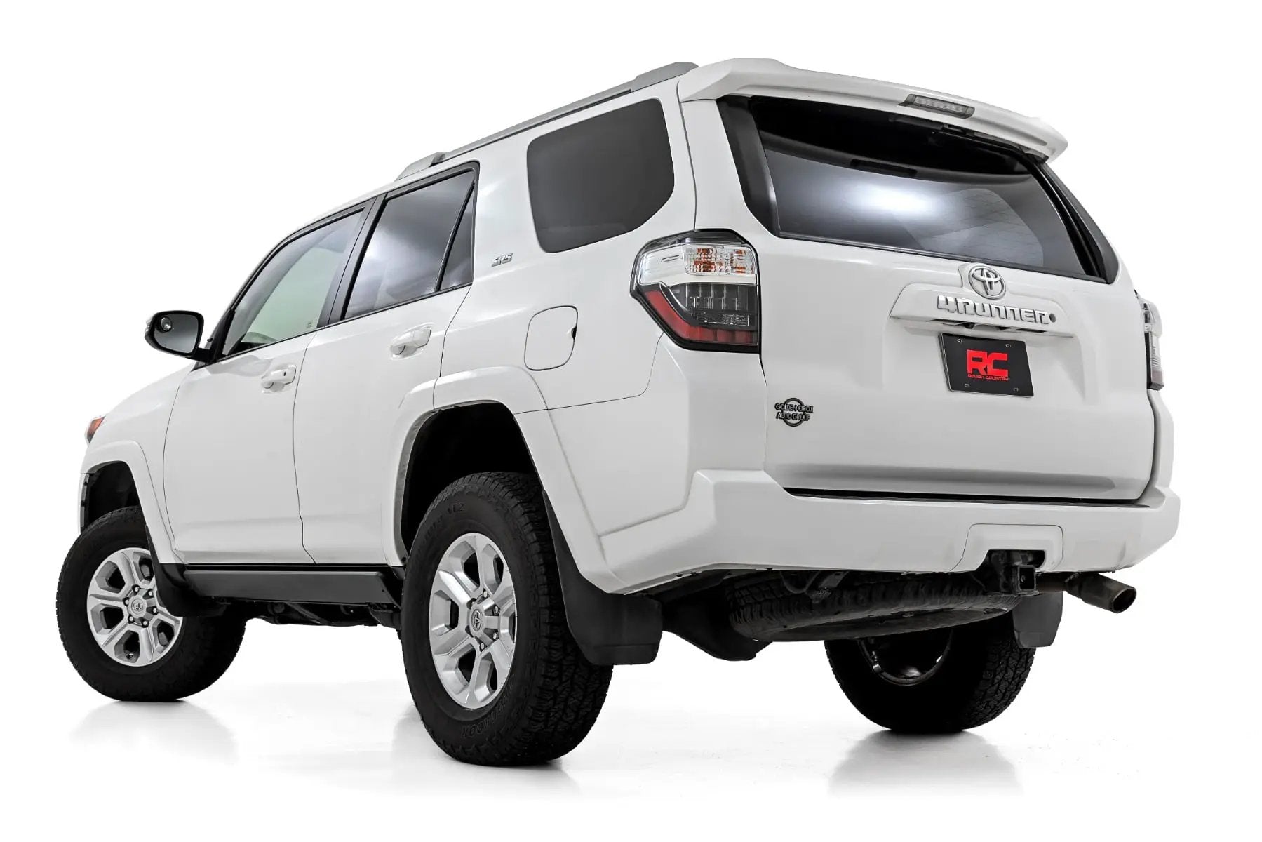 Power Running Boards | Toyota 4Runner 2WD/4WD (2010-2024) by Rough Country