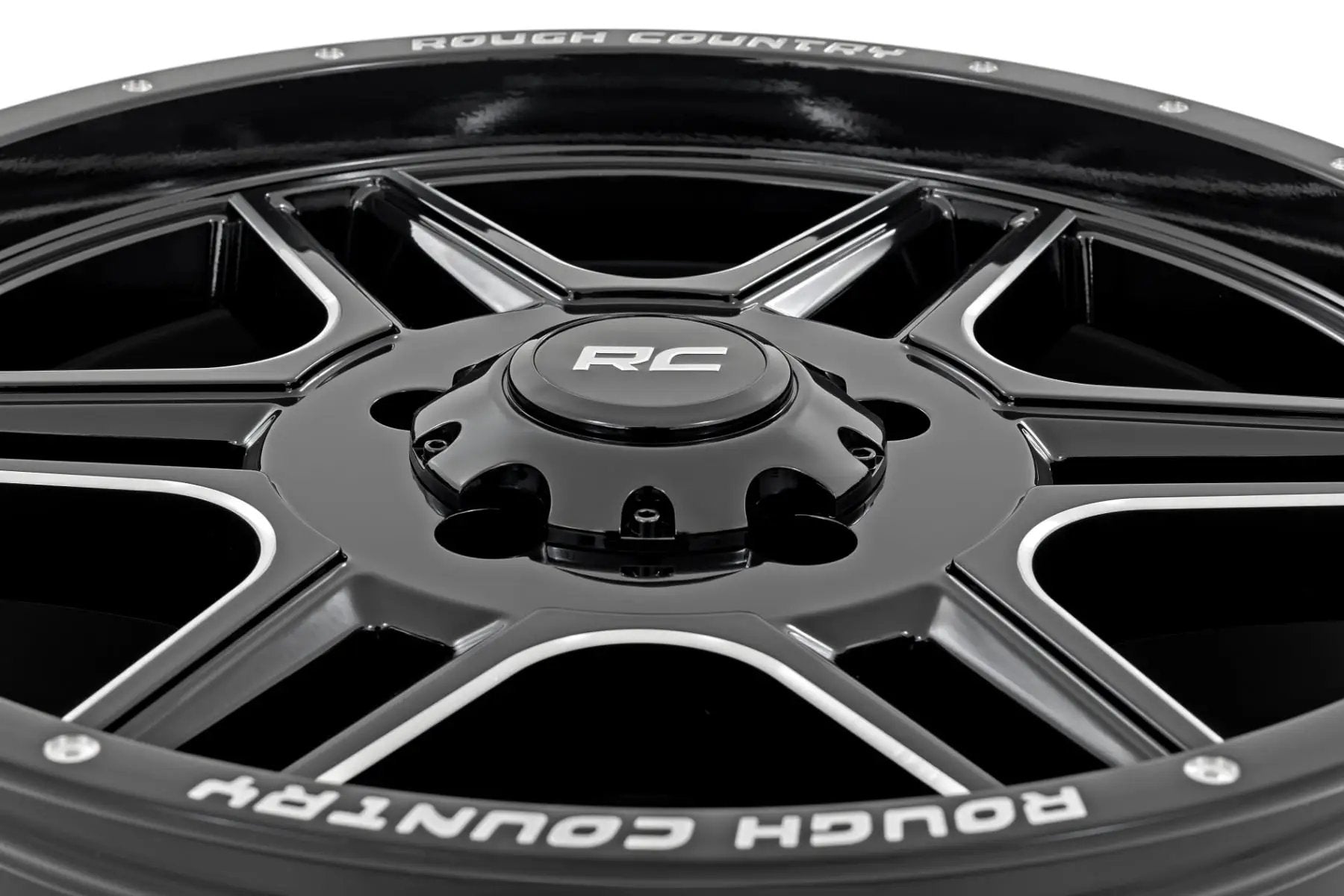 Rough Country 92 Series Wheel | Machined One-Piece | Gloss Black | 18x9 | 6x5.5 | +0mm
