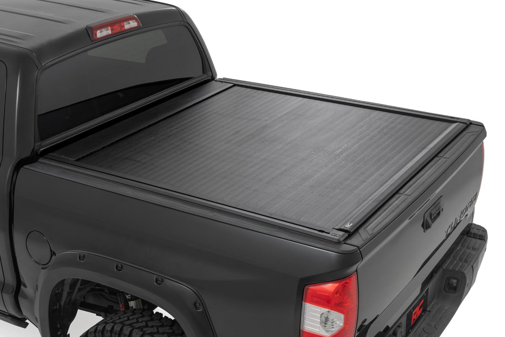 Powered Retractable Bed Cover | 5'7" Bed | Toyota Tundra (07-21) by Rough Country