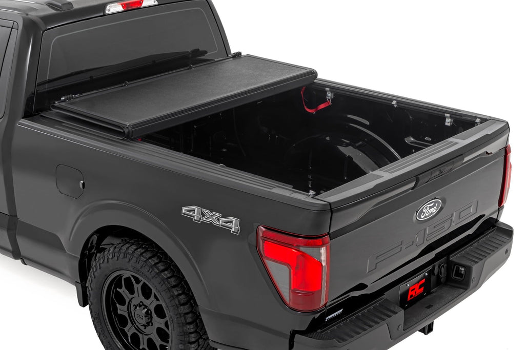 Hard Low Profile Bed Cover | 6'7" Bed | Ford F-150 2WD/4WD (2021-2026) by Rough Country