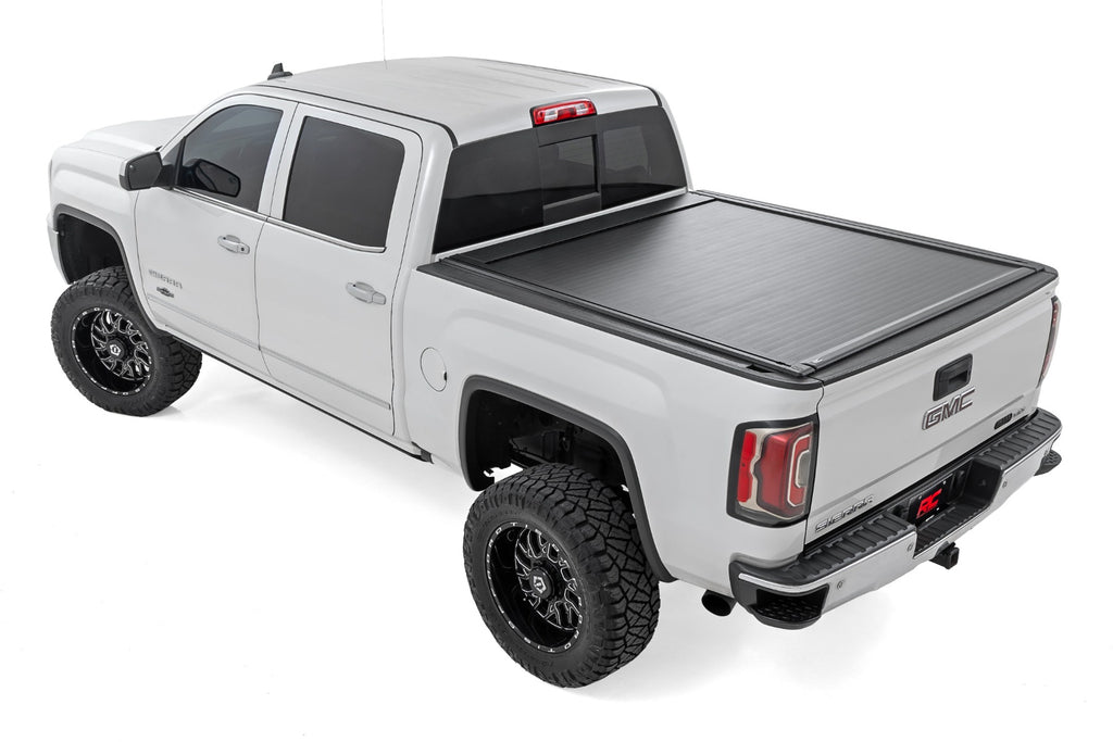 Powered Retractable Bed Cover | 5'9" Bed | Chevy/GMC 1500 (14-18 & Classic) by Rough Country