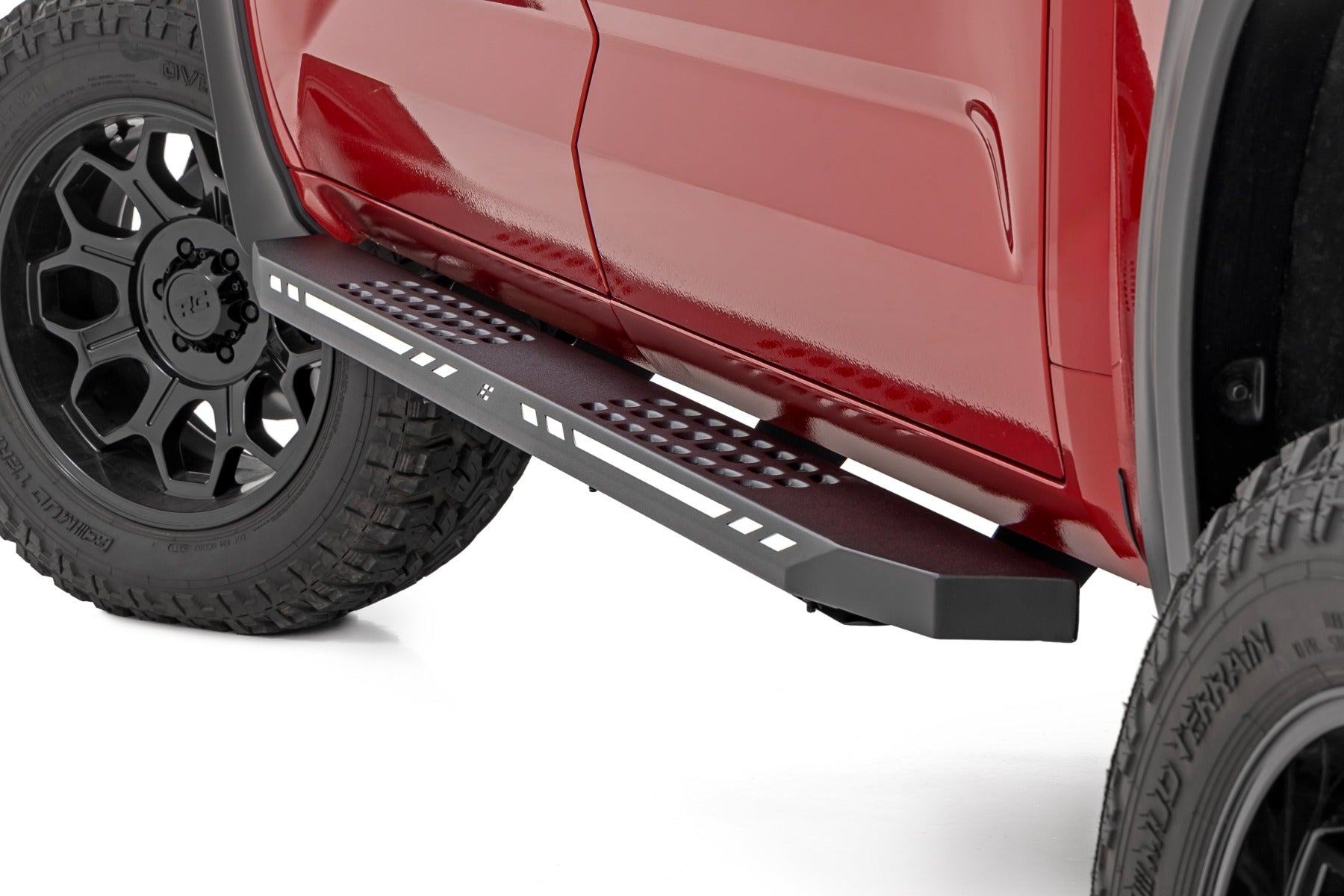 AC2 Running Boards | Amber/White | CrewMax | Toyota Tundra 2WD/4WD (22-26) by Rough Country