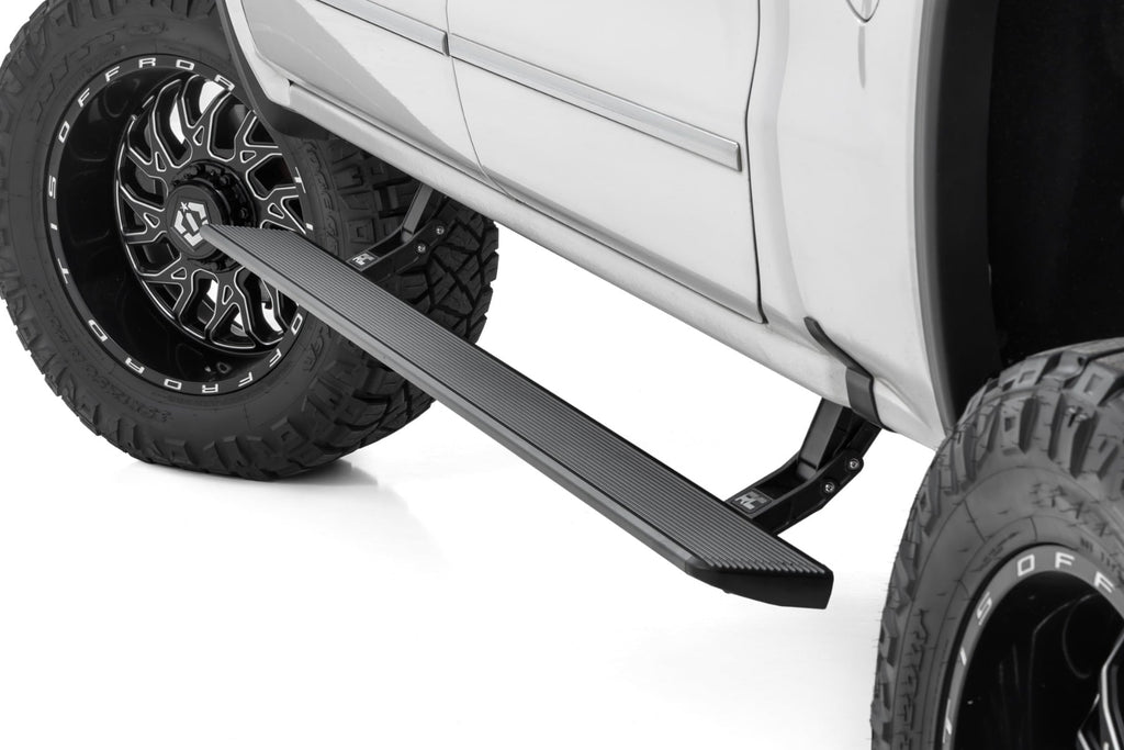 Power Running Boards | HT-Series | Crew Cab | Chevy/GMC 1500/2500HD/3500HD 2WD/4WD by Rough Country
