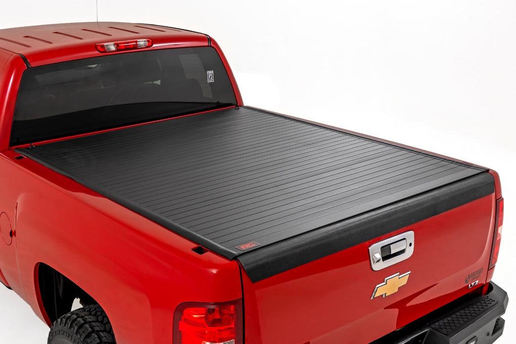 Hard Roll Up Bed Cover | 6'7" Bed | Chevy/GMC Sierra/Silverado 1500 (07-13) by Rough Country