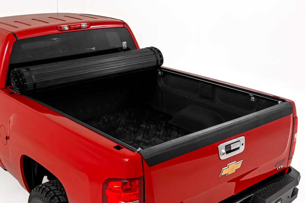 Hard Roll Up Bed Cover | 6'7" Bed | Chevy/GMC Sierra/Silverado 1500 (07-13) by Rough Country