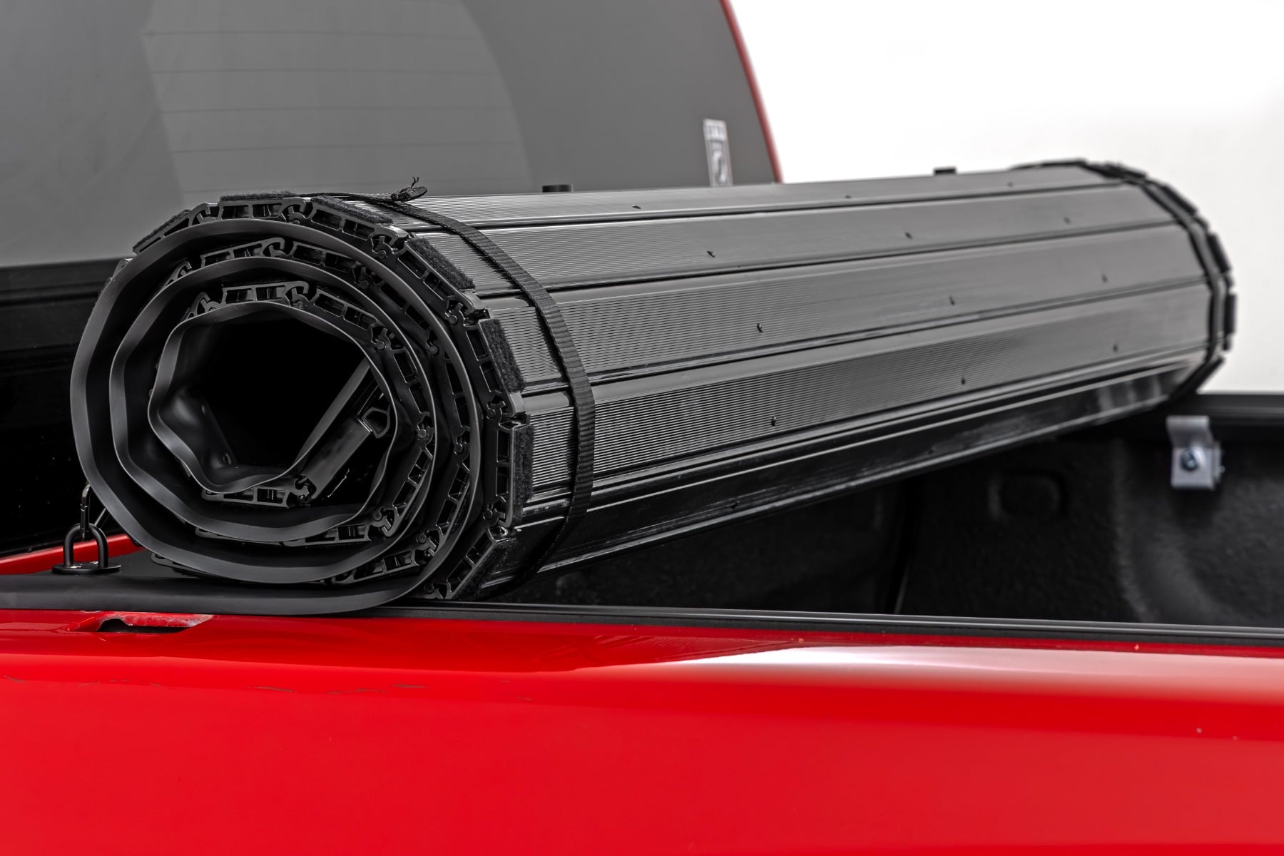Hard Roll Up Bed Cover | 6'7" Bed | Chevy/GMC Sierra/Silverado 1500 (07-13) by Rough Country