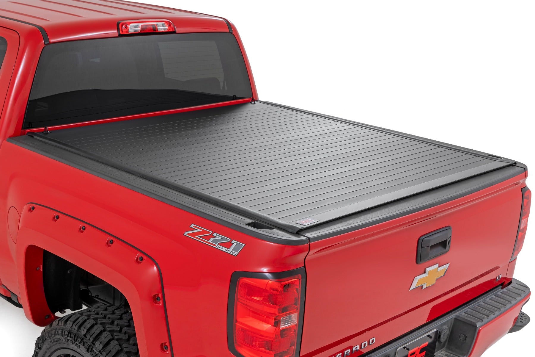 Hard Roll Up Bed Cover | 5'9" Bed | Chevy/GMC 1500 (14-18 & Classic) by Rough Country