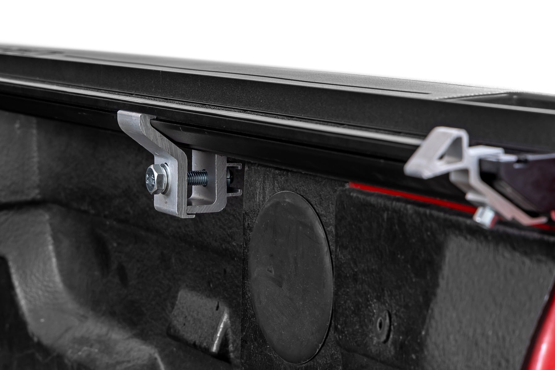 Hard Roll Up Bed Cover | 5'9" Bed | Chevy/GMC 1500 (14-18 & Classic) by Rough Country