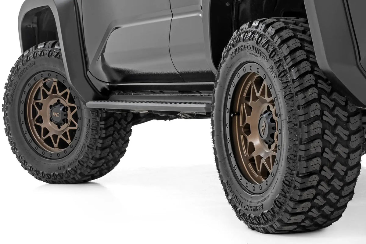 Rough Country 78 Series Wheel | Simulated Beadlock | Bronze/Black | 18x9 | 8x6.5 | -12mm