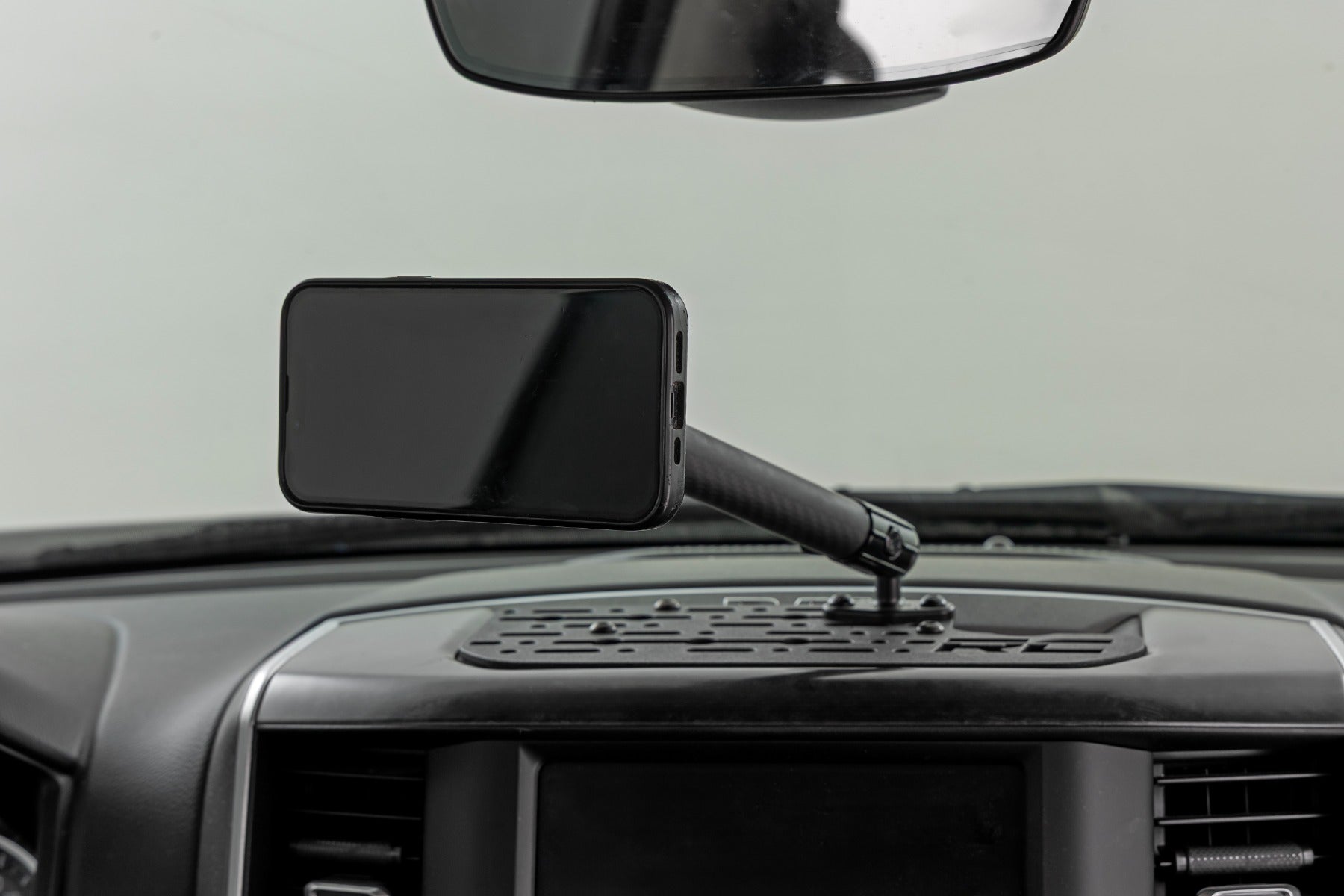Dash Mount | 8" Mag Safe Mount Kit | 8in Screen | Ram 1500 2WD/4WD (19-26) by Rough Country
