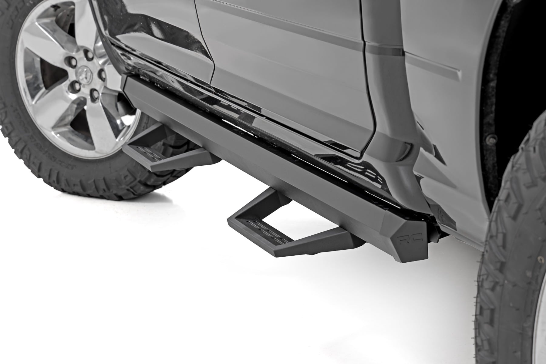 SRL2 Adj Aluminum Step | Crew Cab | Ram 1500/2500/3500 2WD/4WD (2010-2018 & Classic) by Rough Country