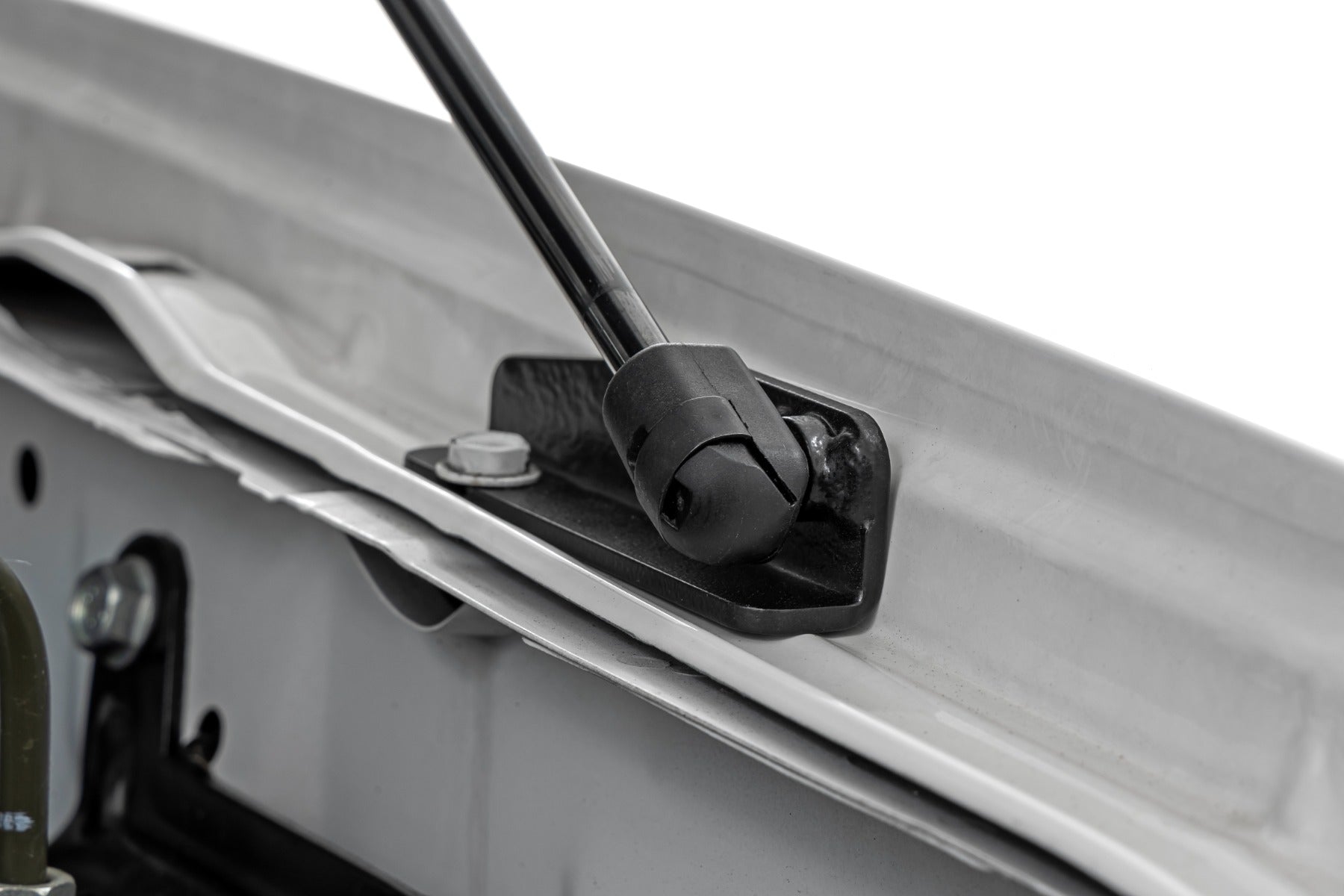 Hood Struts | Hydraulic | Nissan Frontier 2WD/4WD (2005-2021) by Rough Country