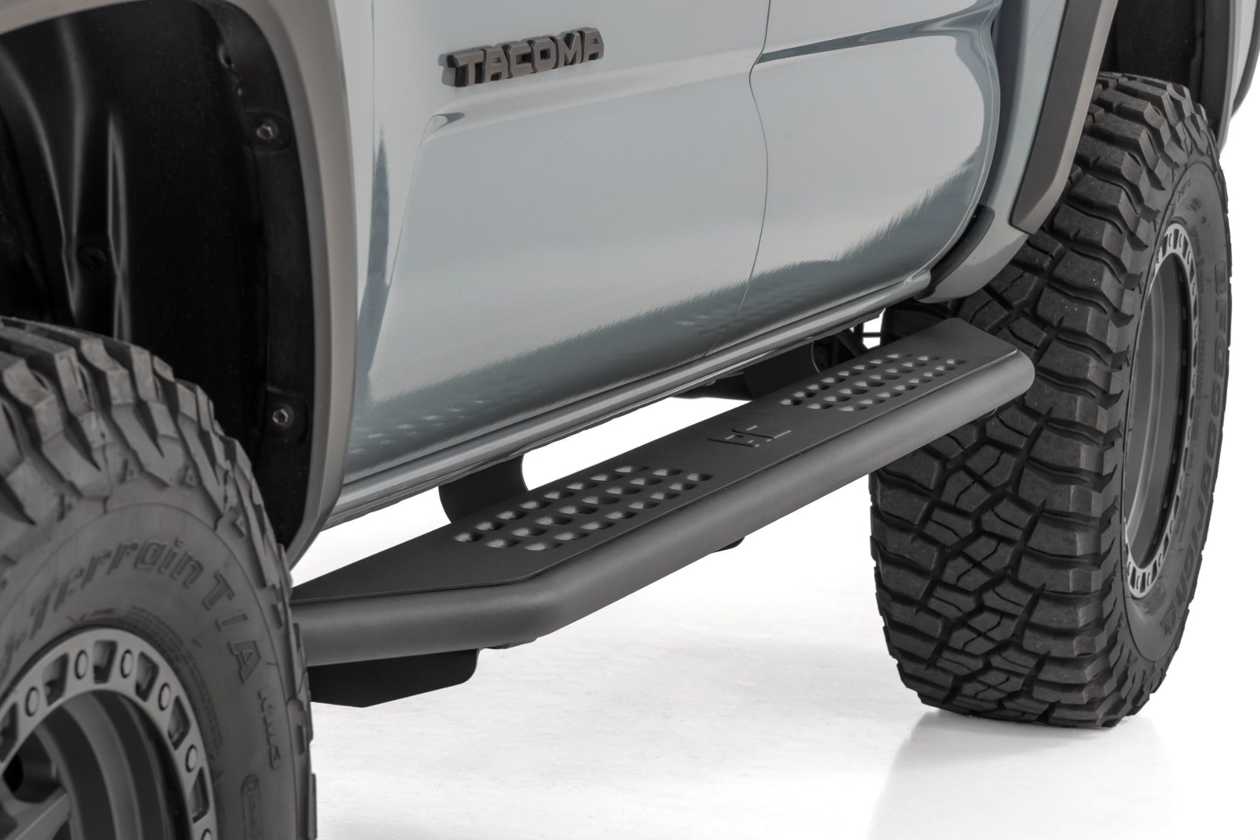 OV2 Running Boards | Side Step Bars | Crew Cab | Toyota Tacoma 2WD/4WD (16-23) by Rough Country