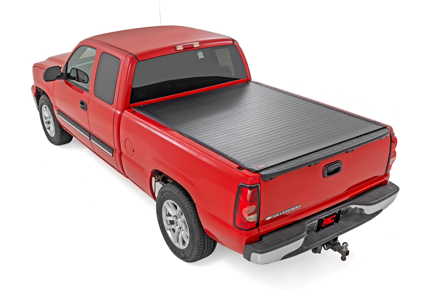 Hard Roll Up Bed Cover | 6'7" Bed | Chevy/GMC 1500 (00-06 & Classic) by Rough Country