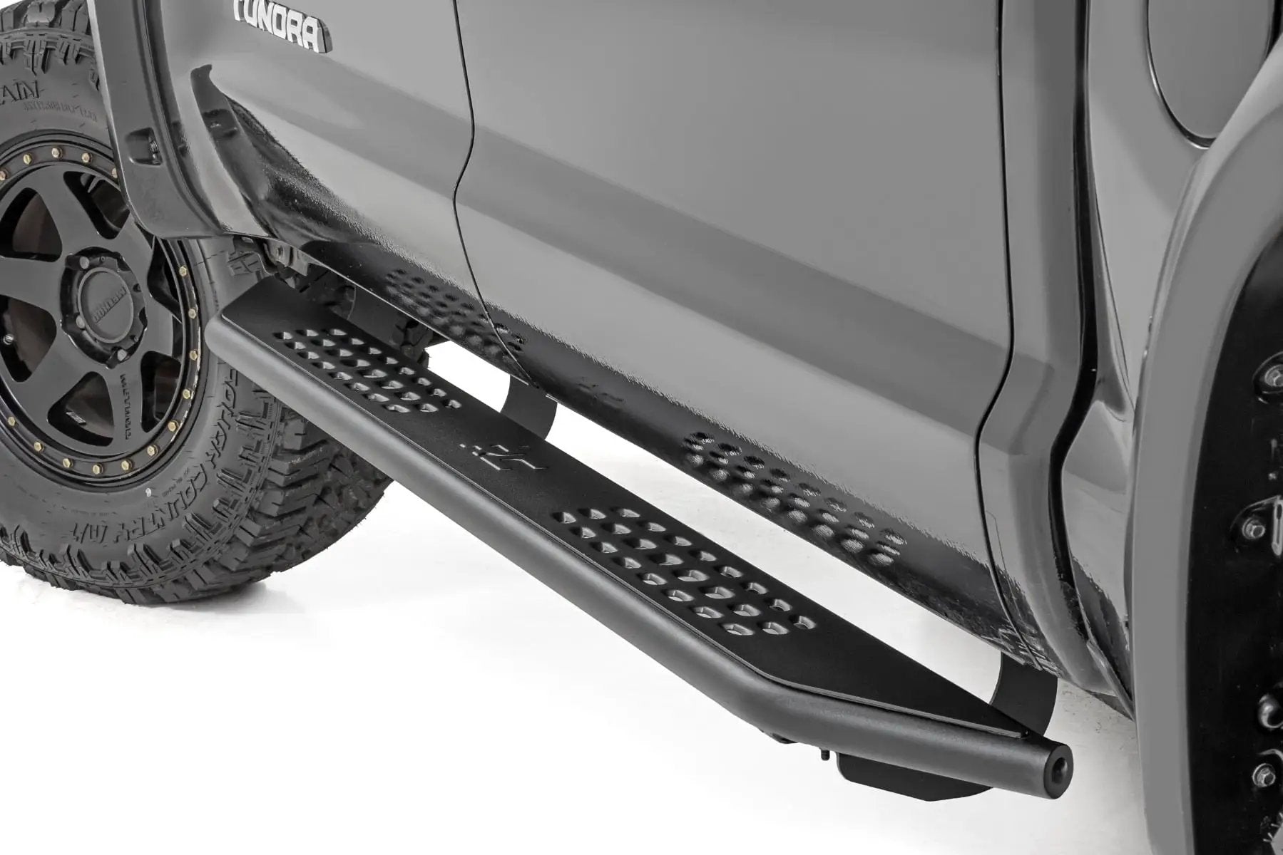 OV2 Running Boards | Side Step Bars | Crew Cab | Toyota Tundra 2WD/4WD (07-21) by Rough Country