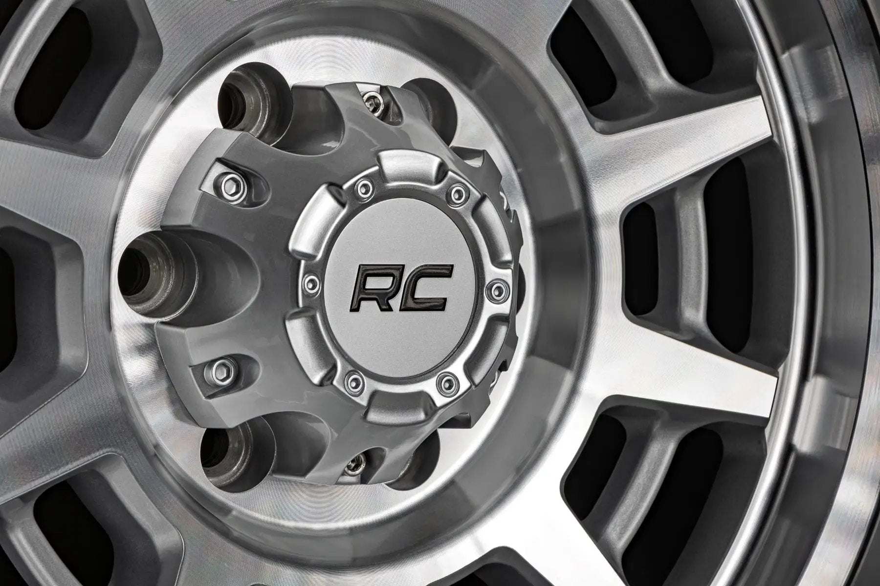 Rough Country 85 Series Wheel | Simulated Beadlock | Full Machine | 17x9 | 5x5 | -12mm by Rough Country