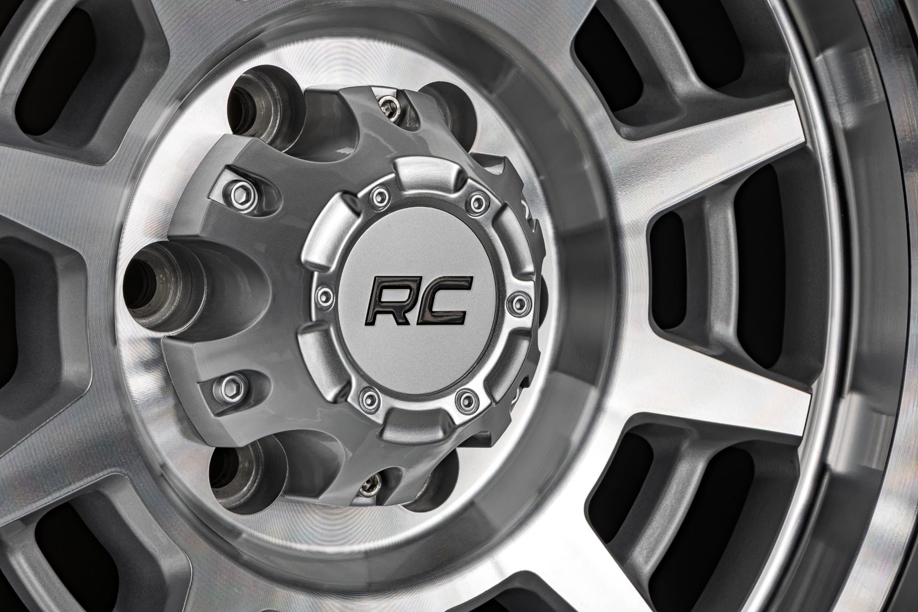 Rough Country 85 Series Wheel | Simulated Beadlock | Full Machine | 17x9 | 5x4.5 | -12mm by Rough Country