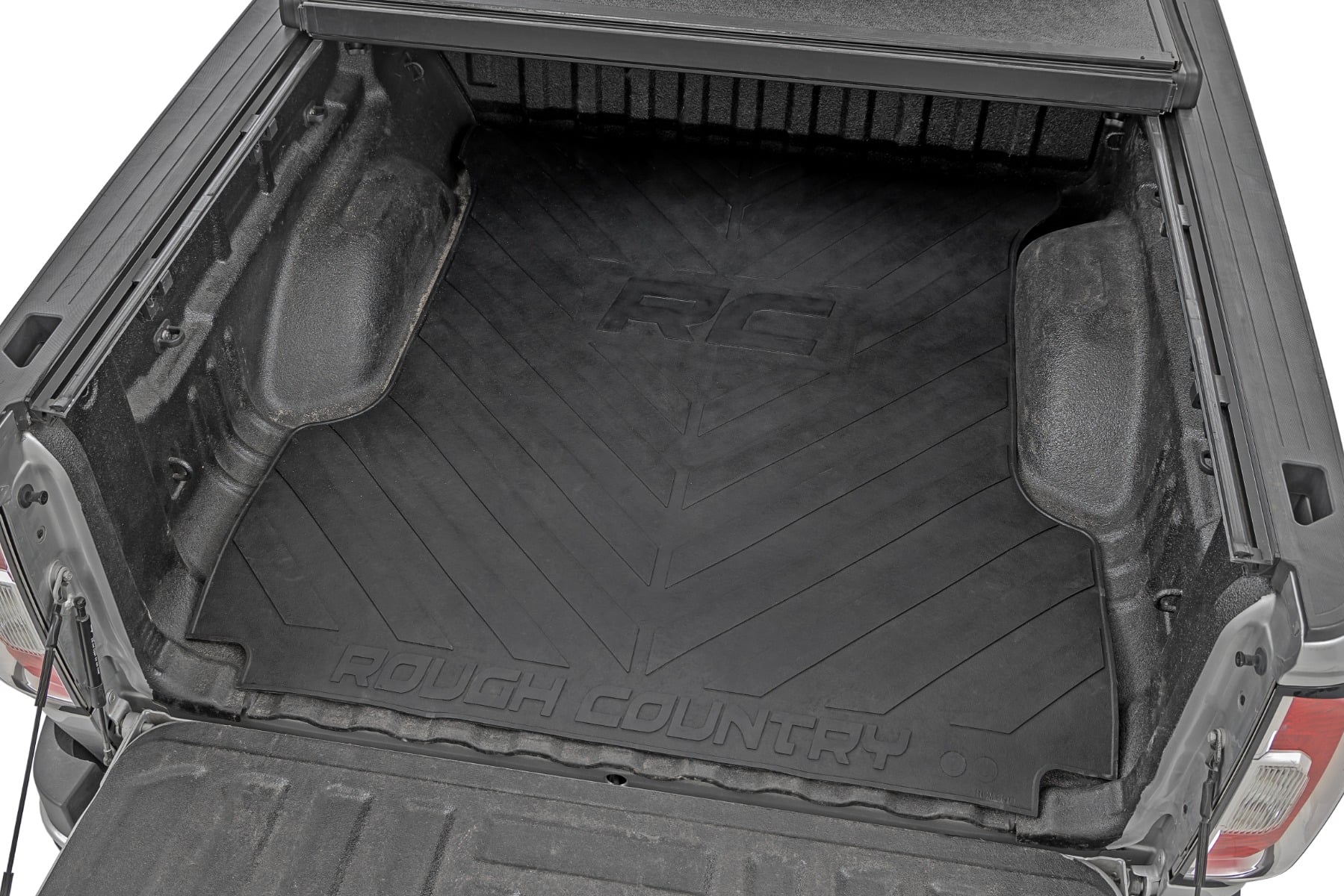 Bed Mat | 5' Bed | RC Logo | Chevy/GMC Canyon/Colorado 2WD/4WD (2015-2022) by Rough Country